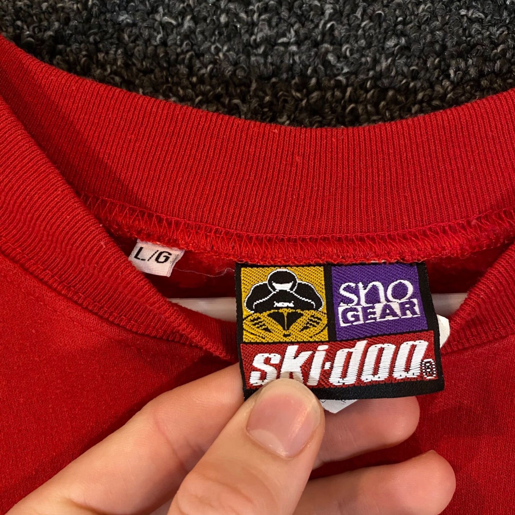 Vintage VINTAGE Ski-Doo Crewneck Jacket Mens Large Red Cotton Pullover Raised Graphic Gray Sno Gear Casual Winter Men Mens Size US L / EU 52-54 / 3 - 3 Thumbnail