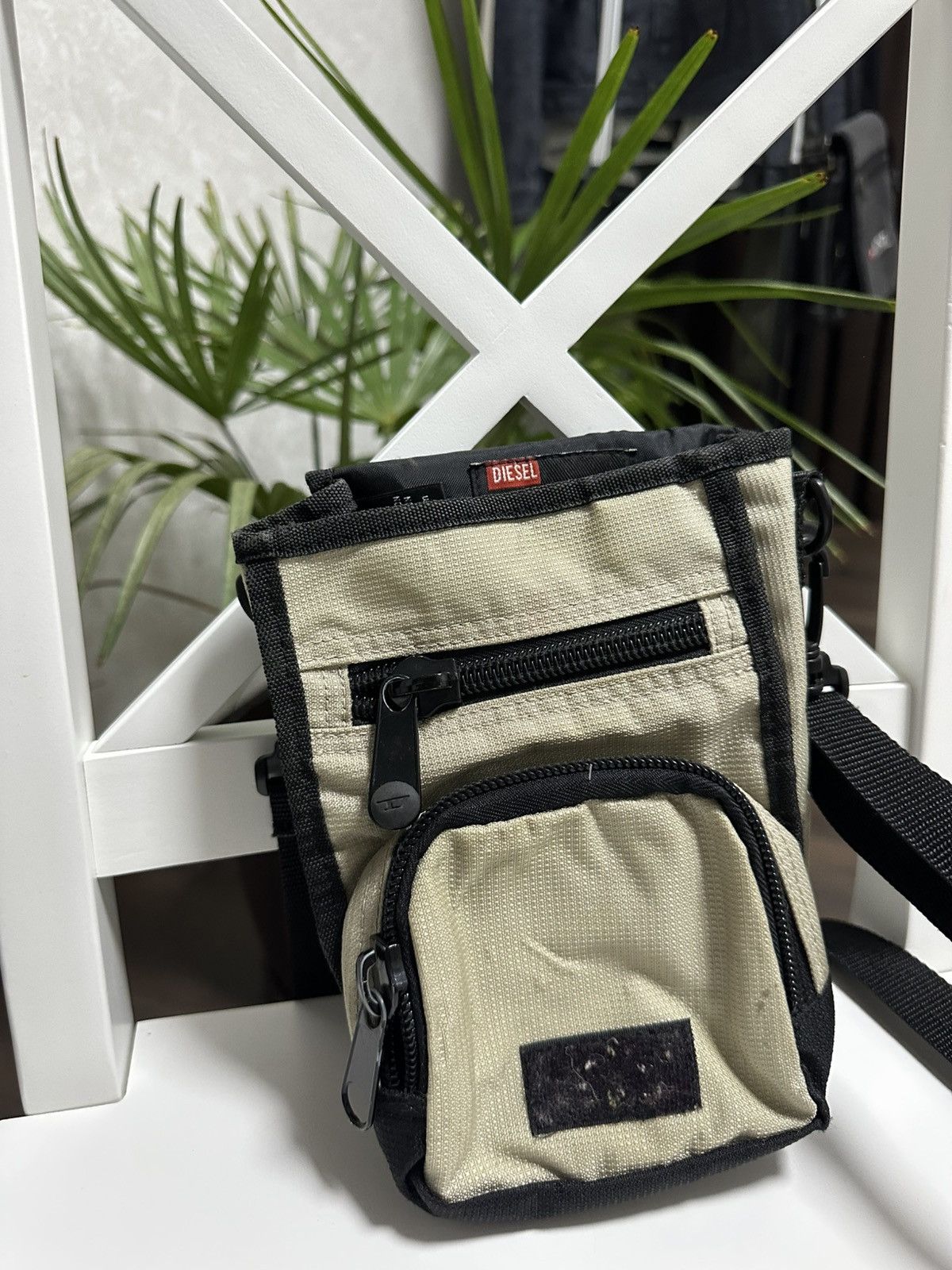 Diesel Vintage Diesel Messenger Bag Y2K Style Size ONE SIZE - 16 Thumbnail