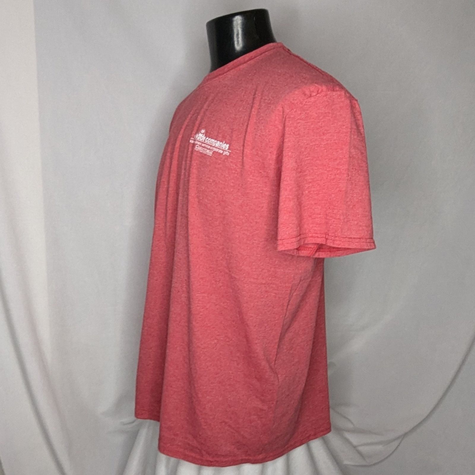 Gildan Gildan Men's Graphic T-shirt for Men Red 2XL Size US XXL / EU 58 / 5 - 2 Thumbnail