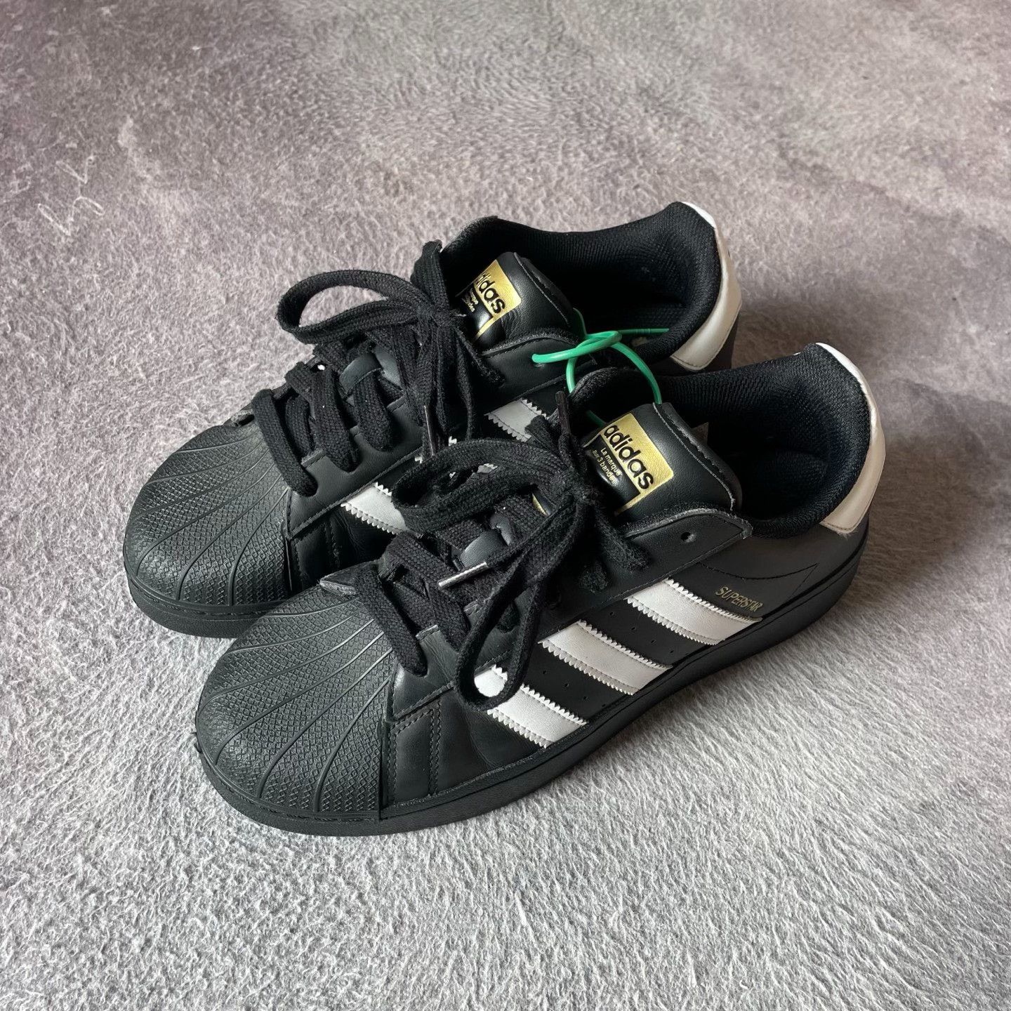 Adidas Adidas Black Lowtop Sneakers 44 Men Size US 10.5 / EU 43-44 - 1 Thumbnail