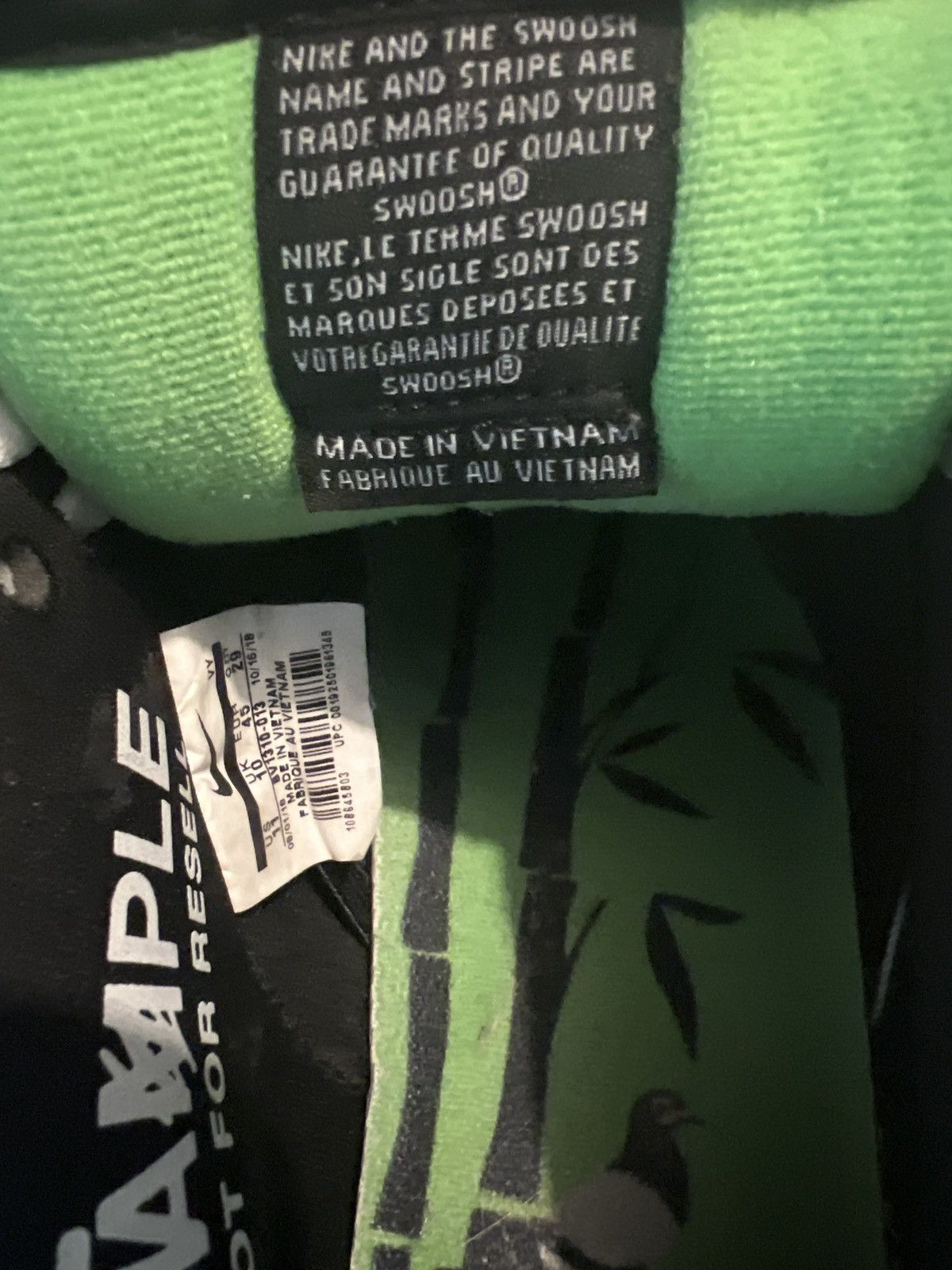 Nike × Staple Nike Dunk SB Staple Panda Pigeon Size US 11 / EU 44 - 11 Thumbnail