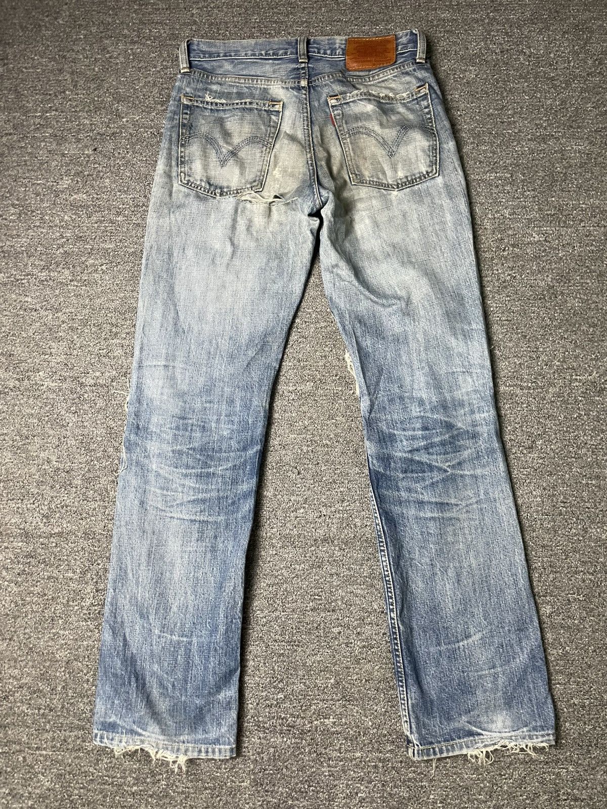 Levi's × Vintage LEVIS Distressed Denim Ripped Jeans (83) Size US 30 / EU 46 - 12 Thumbnail