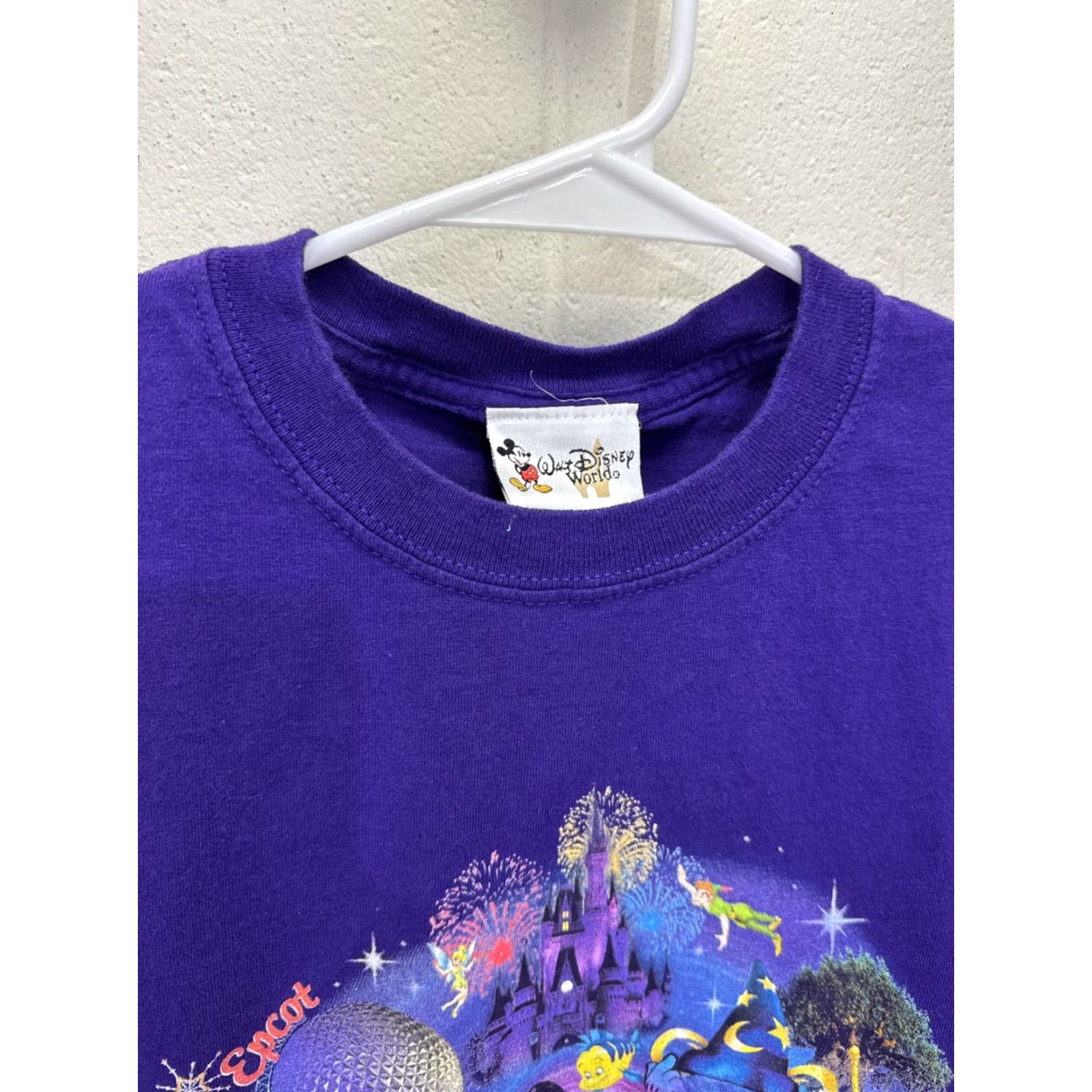 Disney Disney T Shirt Small Purple Mickey Mouse Cartoon Character Tee Mens Size S / US 4 / IT 40 - 5 Thumbnail