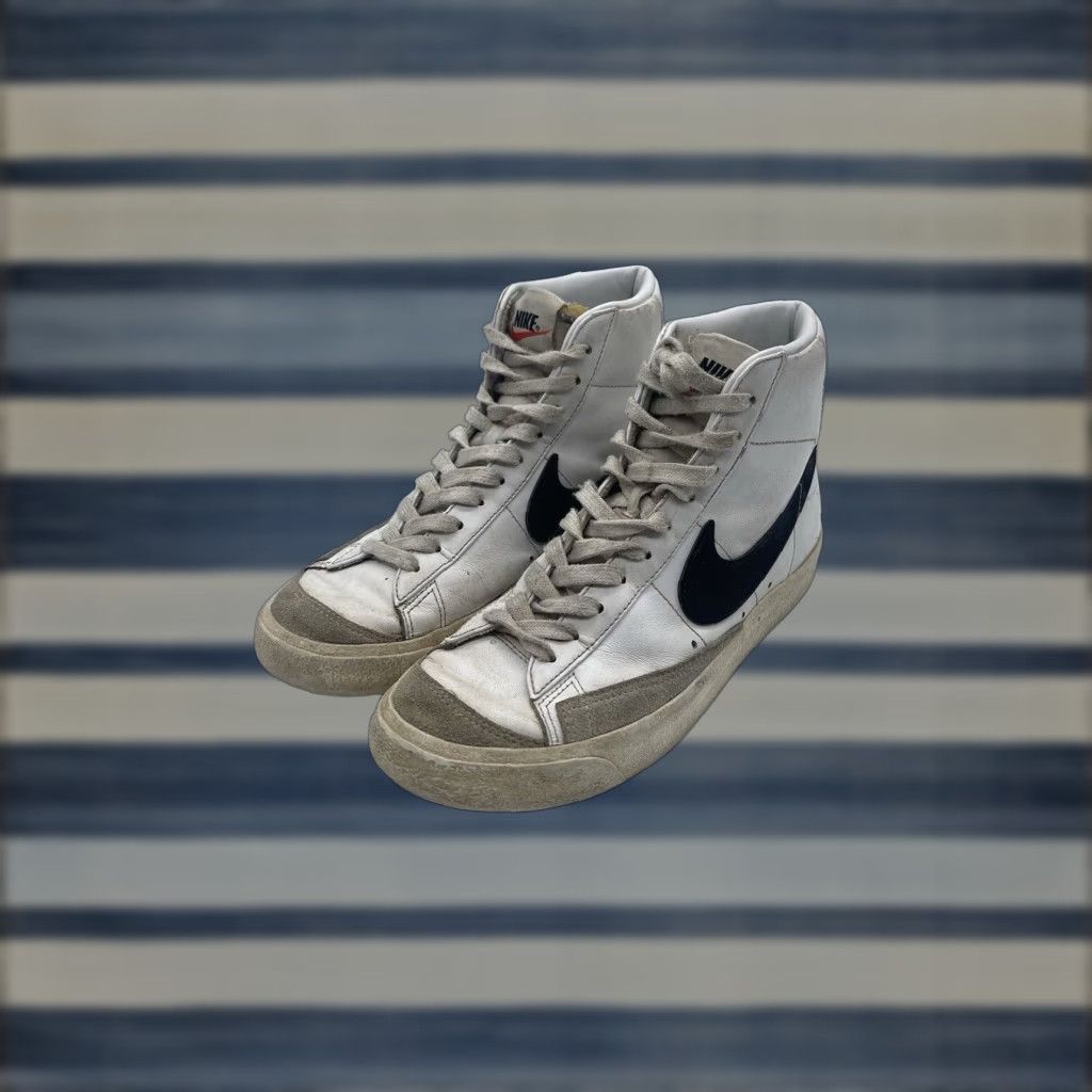 Nike Womens Nike Blazer Mid 77 Vintage Sail Light Bone Shoes Size 8.5 Blazer Size M / US 6-8 / IT 42-44 - 1 Thumbnail