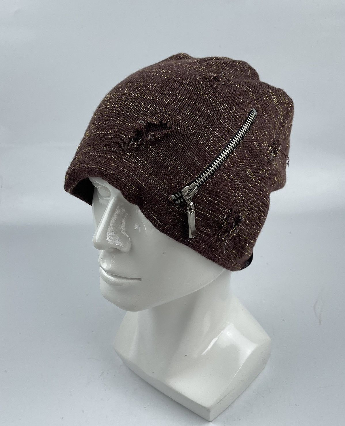 Japanese Brand rare design distressed with zipper pocket beanie hat tc21 Size ONE SIZE - 1 Thumbnail