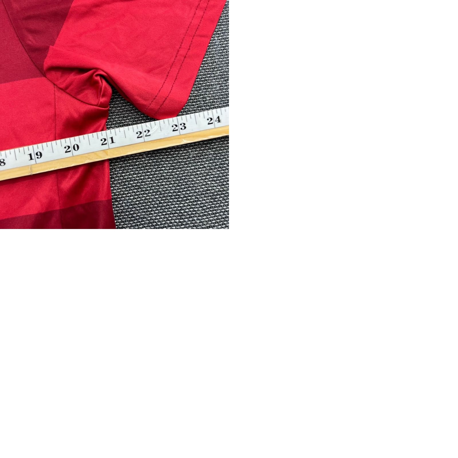 Puma PUMA Stuttgart 2016 2017 Away Football Jersey Mens Large Red T-Shirt Short Sleeve Moisture Wicking Quick Dry Athletic Football Jersey Mens Size US L / EU 52-54 / 3 - 9 Thumbnail