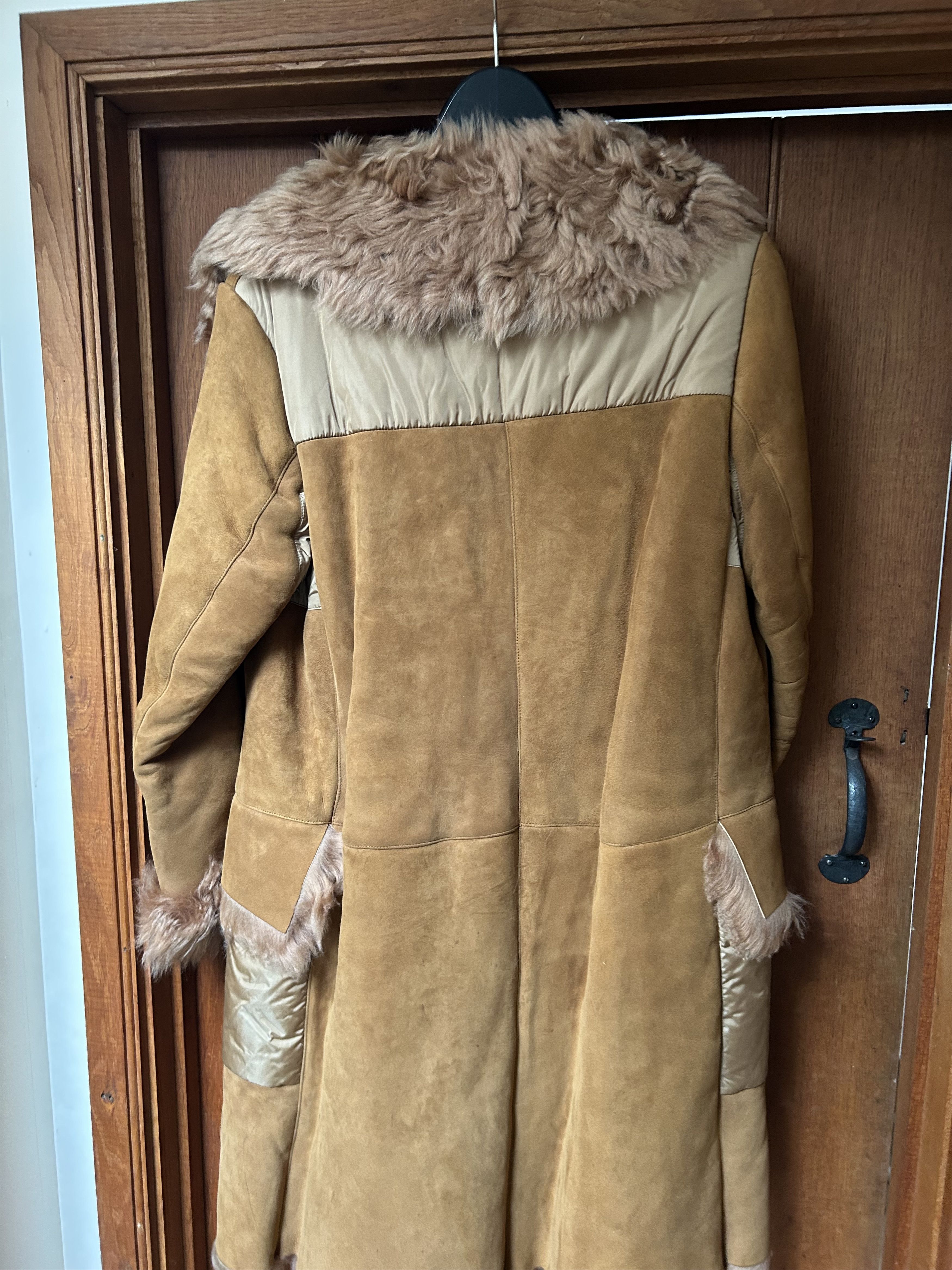 Prada Luxurious Sheepskin/lambs wool full length coat-one off Size M / US 6-8 / IT 42-44 - 6 Thumbnail