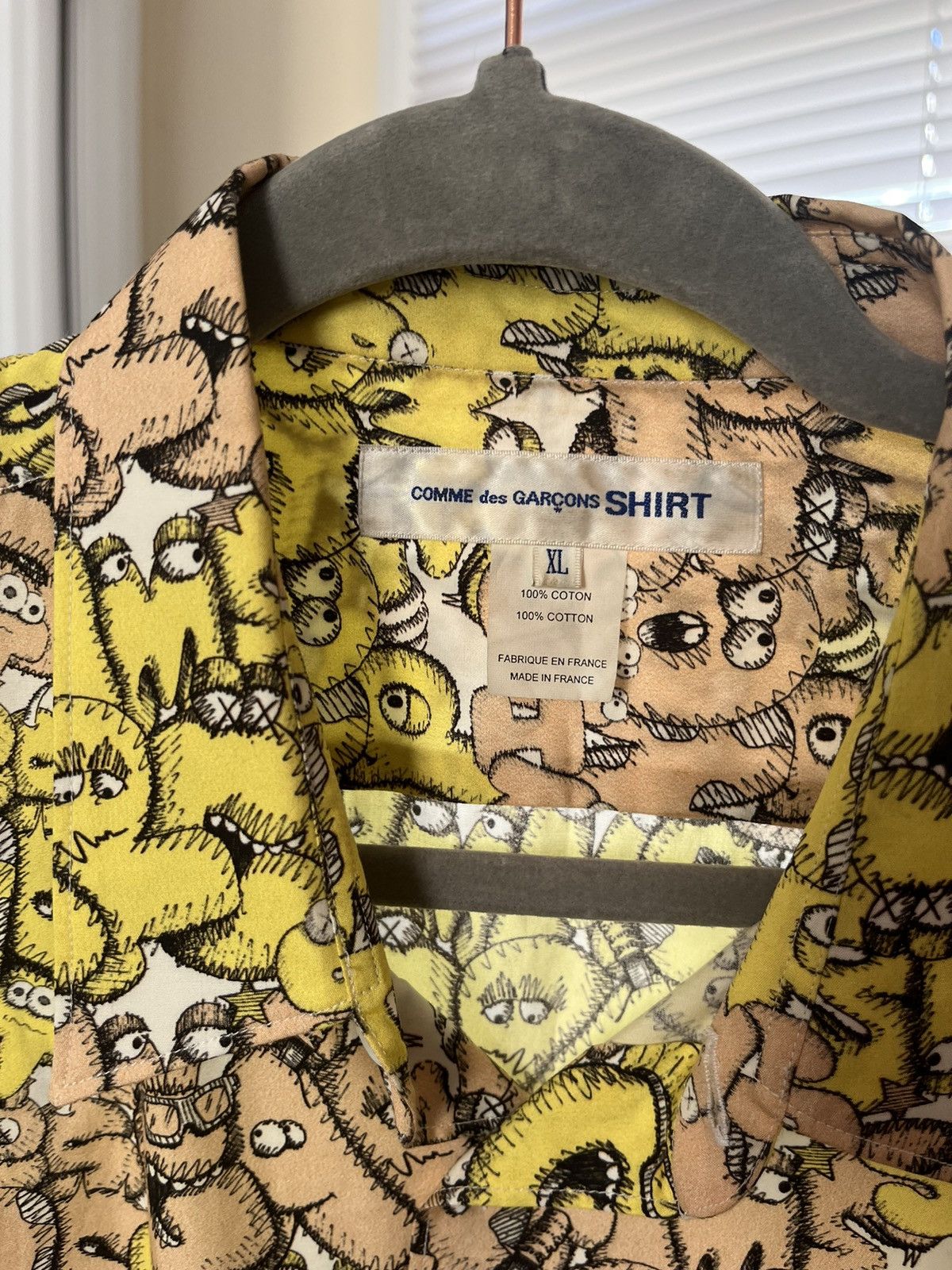 Comme des Garcons × Kaws CDGxKAWS Multicolor All Overprint Button Up Size US XL / EU 56 / 4 - 2 Thumbnail