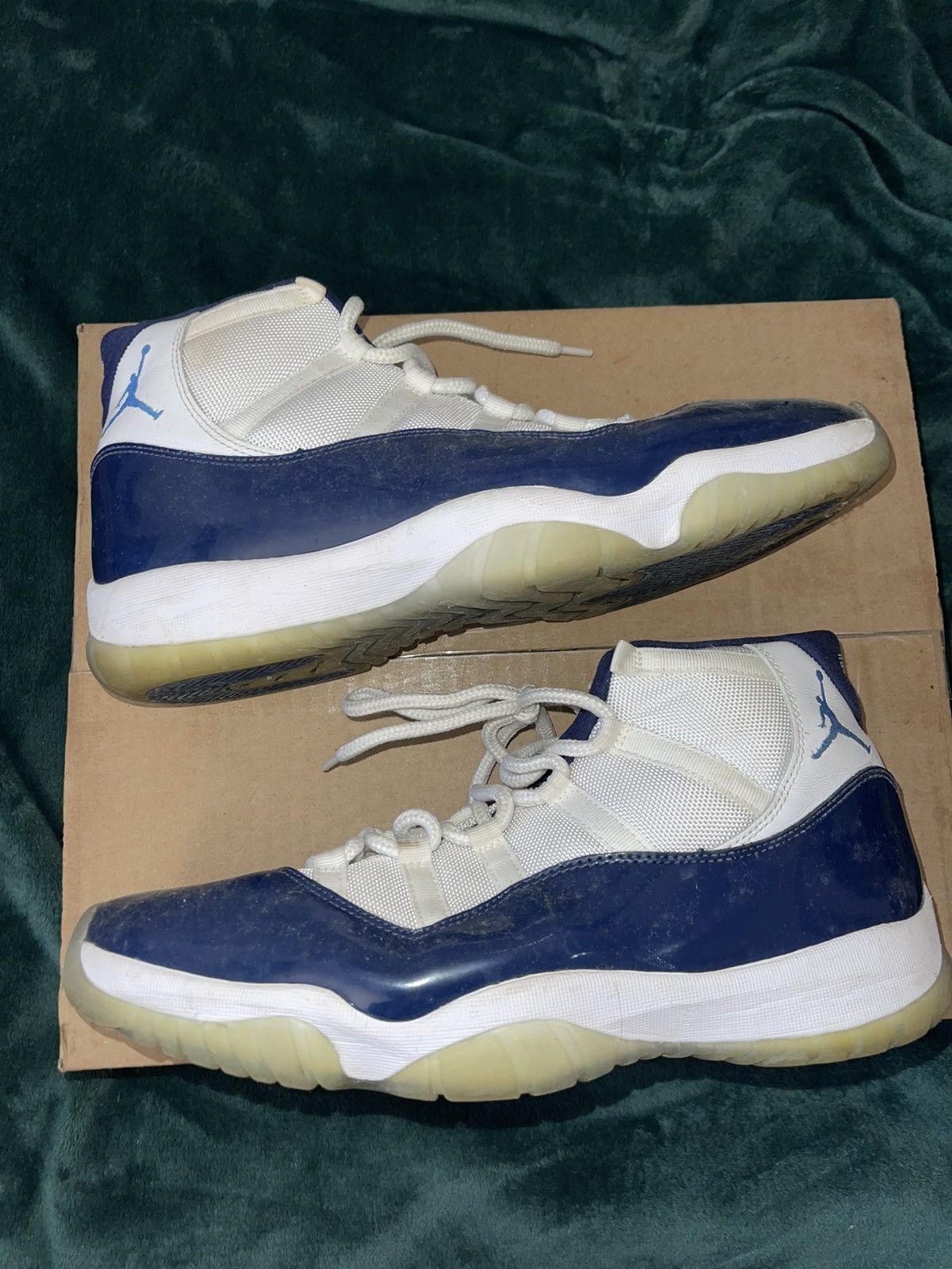 Jordan Brand × Nike Jordan 11 Retro ‘Win Like ‘82’ Size US 13 / EU 46 - 1 Thumbnail