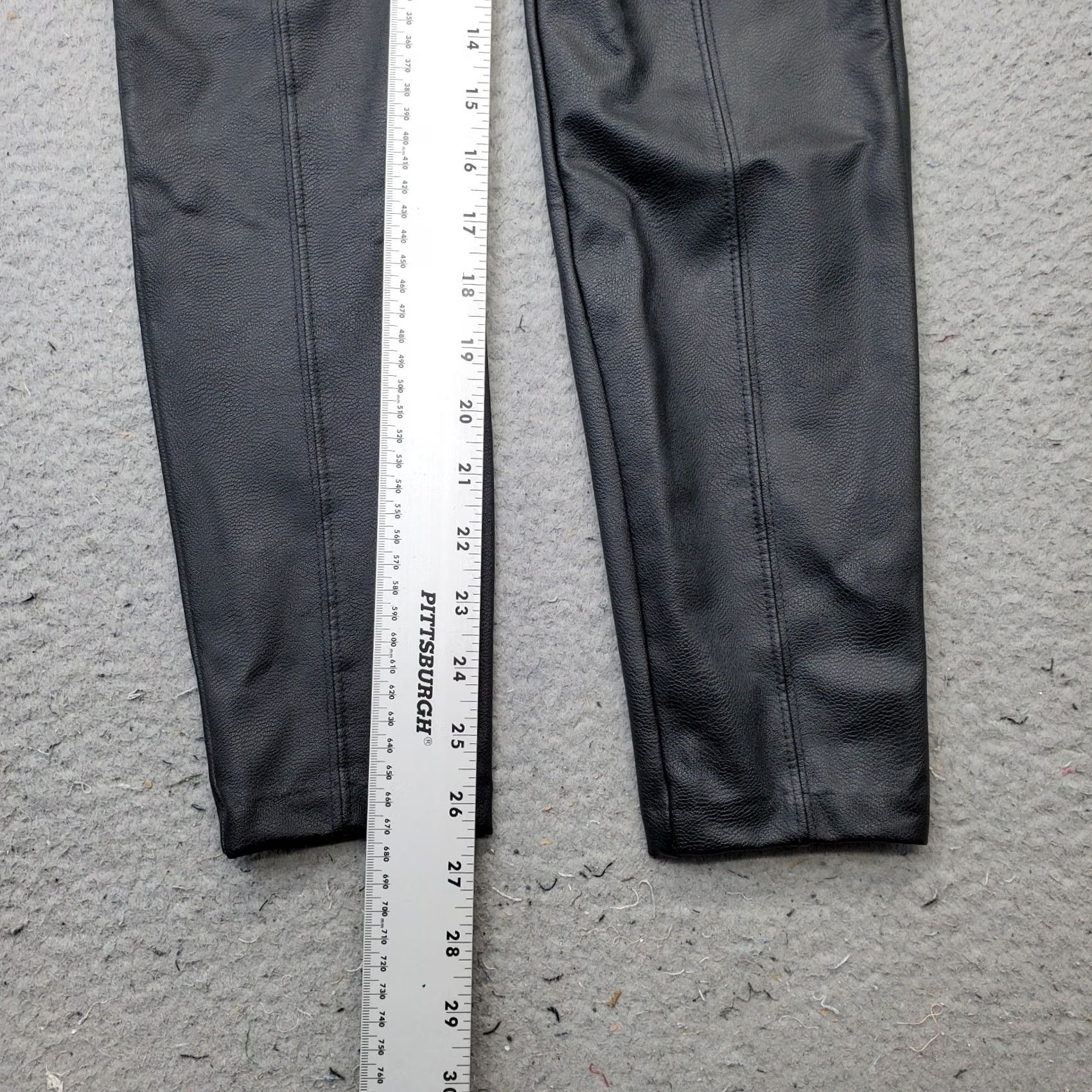 Old Navy Old Navy Faux Leather Pants Womens S Black Stevie High Rise Pull On Size 28" / US 6 / IT 42 - 4 Thumbnail