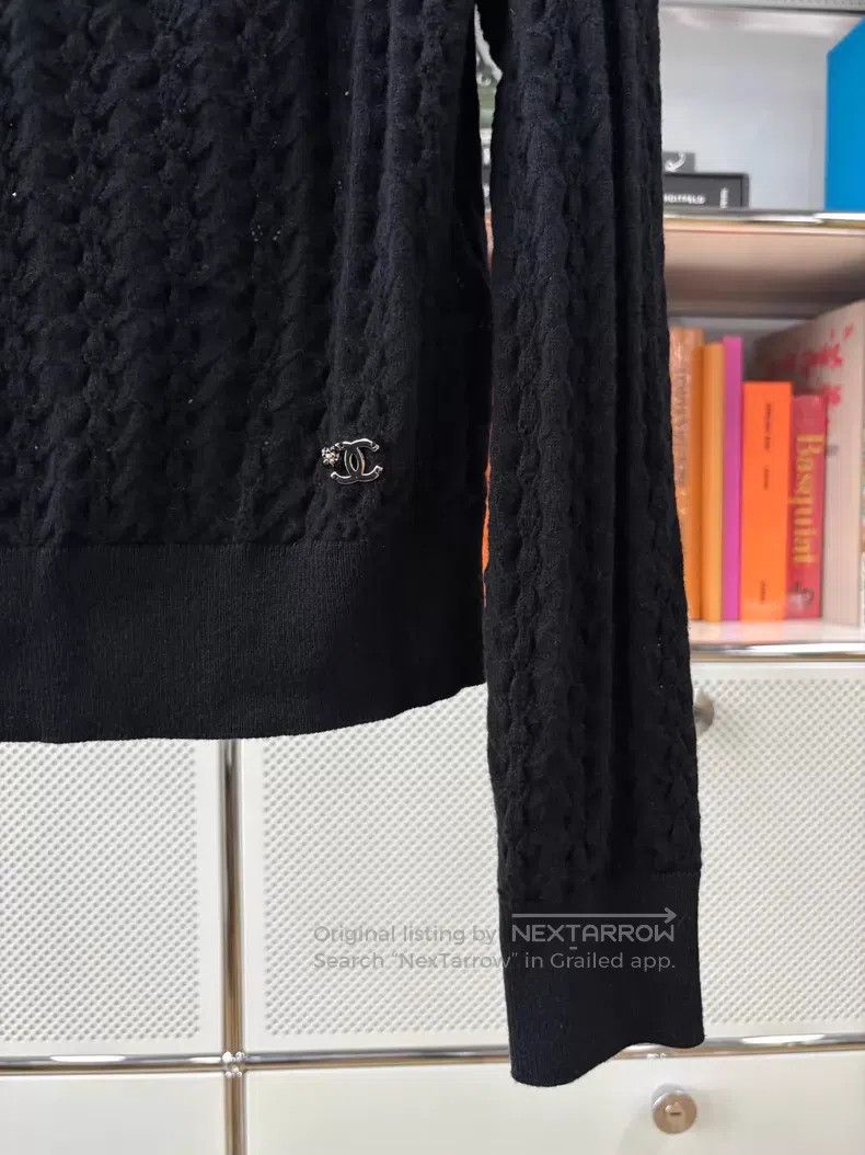 Chanel Chanel 24b black double C logo round neck knit Size XS / US 0-2 / IT 36-38 - 2 Thumbnail