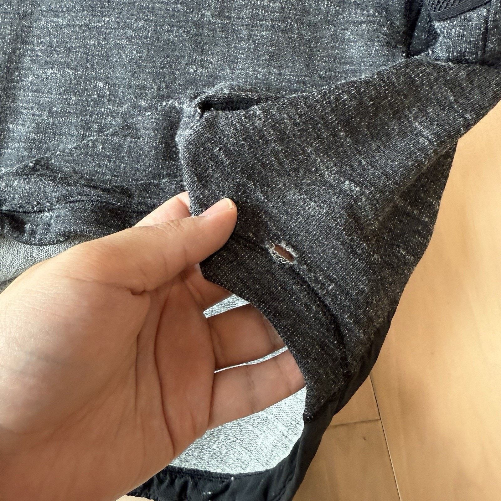 Lululemon Lululemon Hoodie 4 Dark Gray Cowl Neck Pullover Wool Blend Size M / US 6-8 / IT 42-44 - 7 Thumbnail