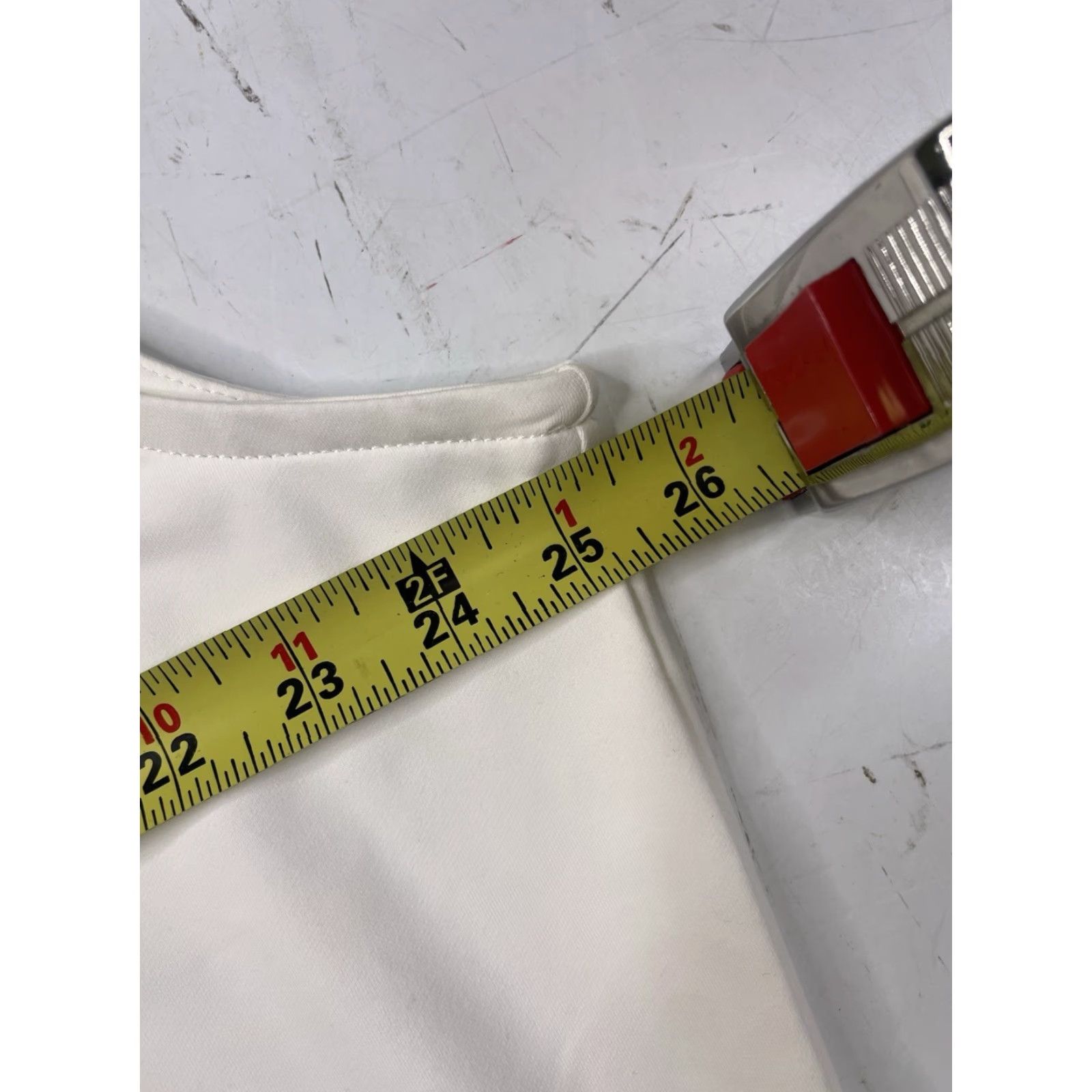 Peter Millar Peter Millar Pullover Mens XL Golf White Performance 1/4 Zip Vest Size US XL / EU 56 / 4 - 7 Thumbnail