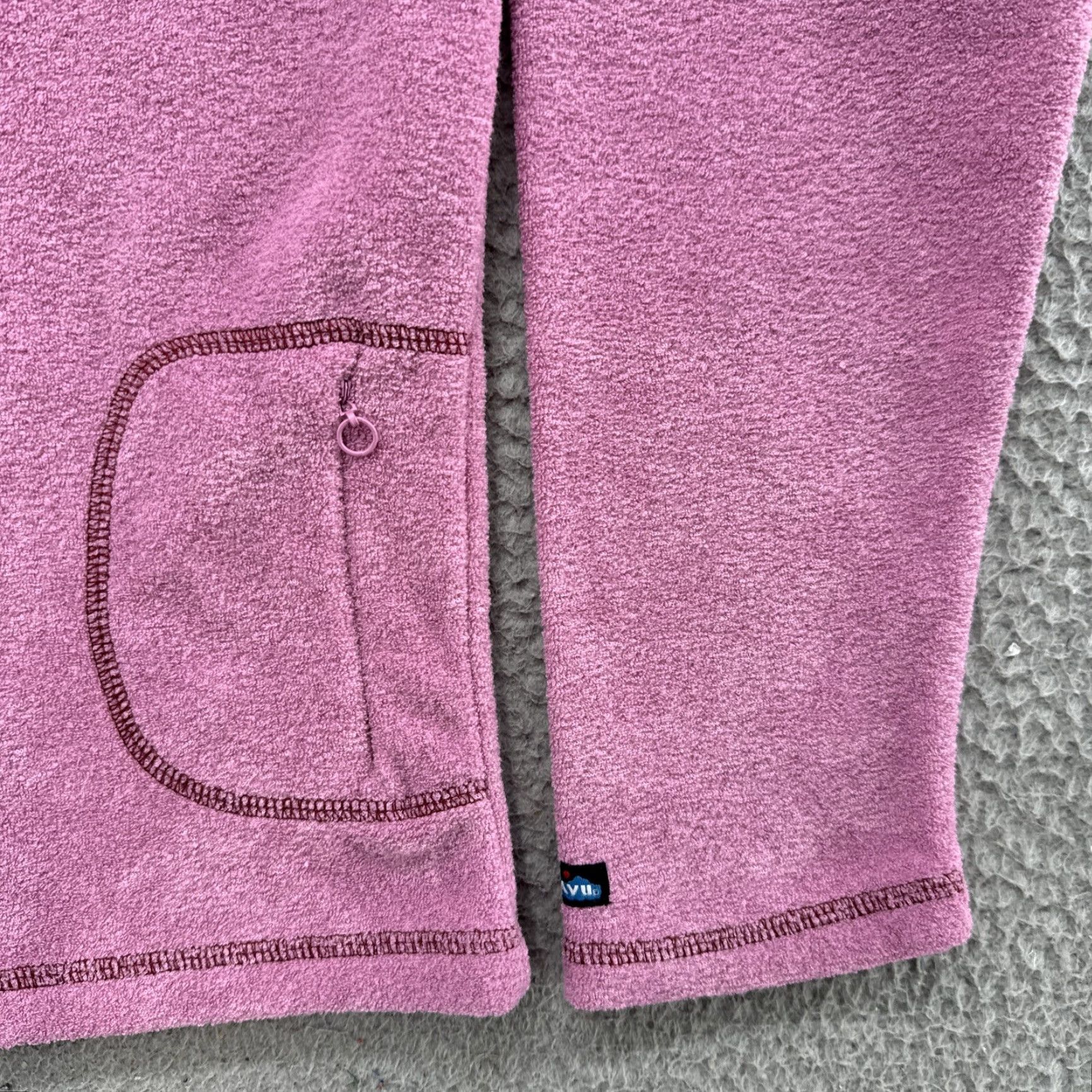 KAVU Kavu Pink Pullover Sweatshirt Zip Pocket Women Large Pullover Sweatshirt Dolman Sleeve Crew Neck Fleece 100% Polyester Casual Travel Logo Womens Size L / US 10 / IT 46 - 2 Thumbnail