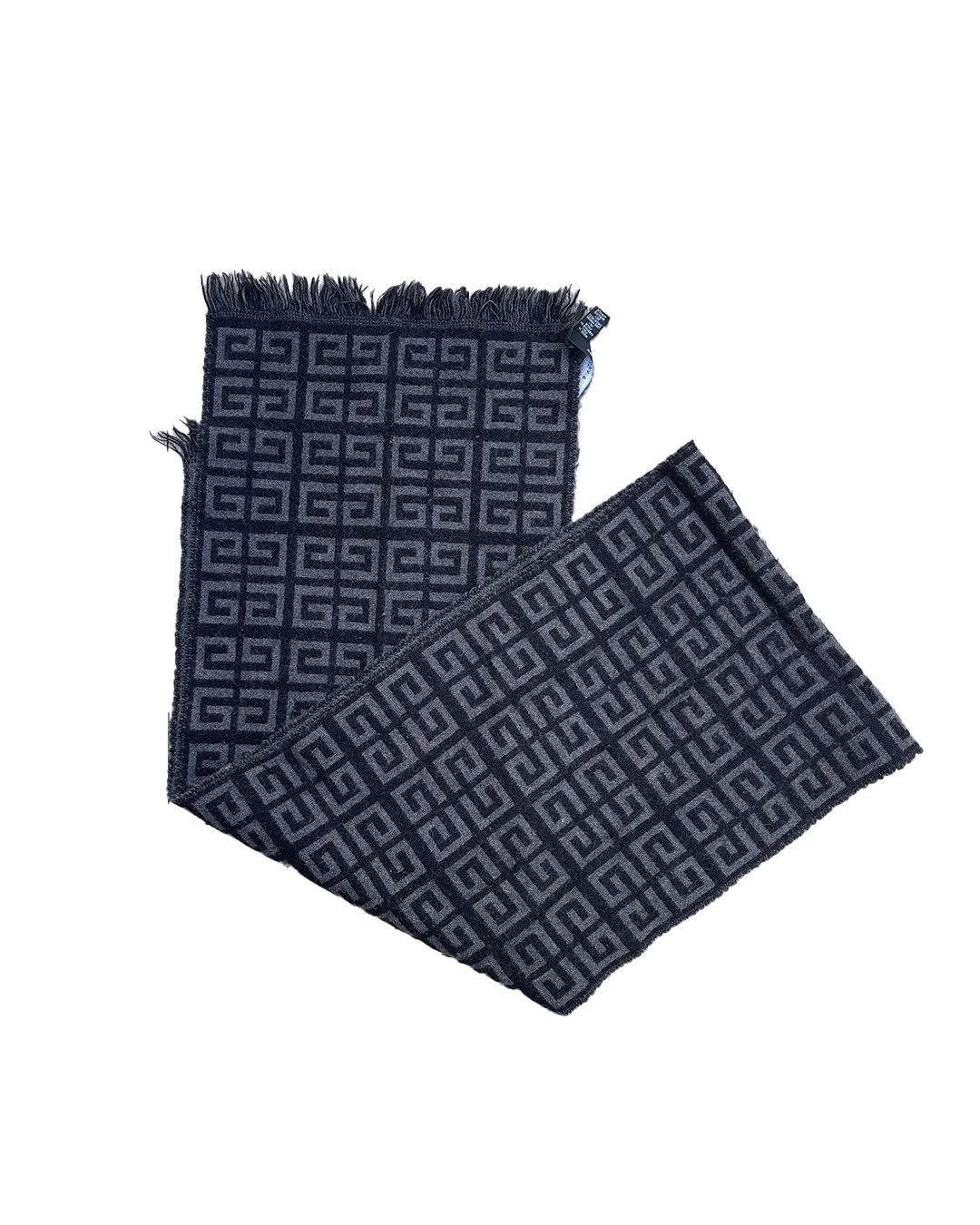 Givenchy Givenchy Paris Made in Italy Scarf Size ONE SIZE - 1 Thumbnail