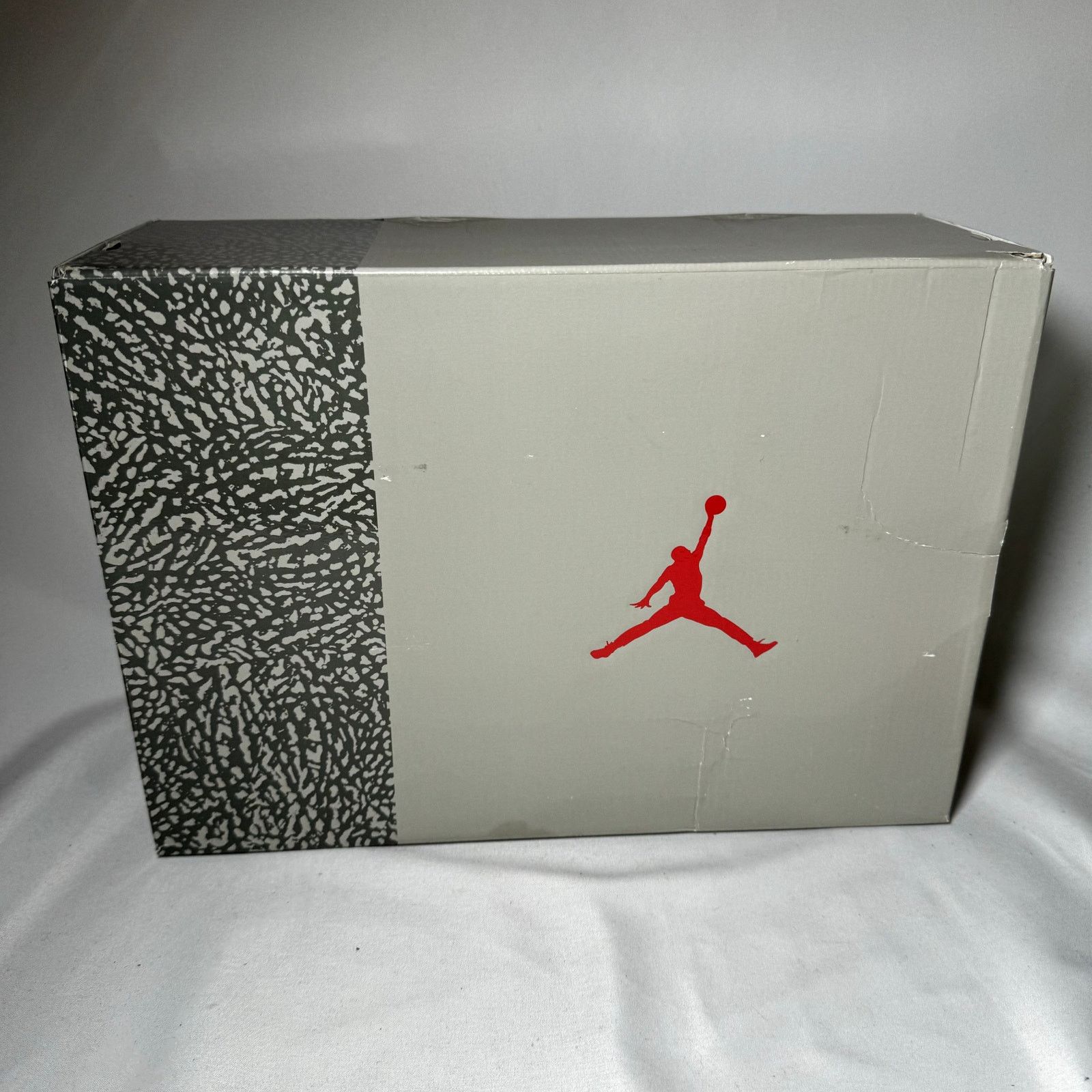 Jordan Brand × Nike Size 9.5 - Air Jordan 3 Retro Cool Grey 2021 Men's Shoes Size US 9.5 / EU 42-43 - 9 Thumbnail