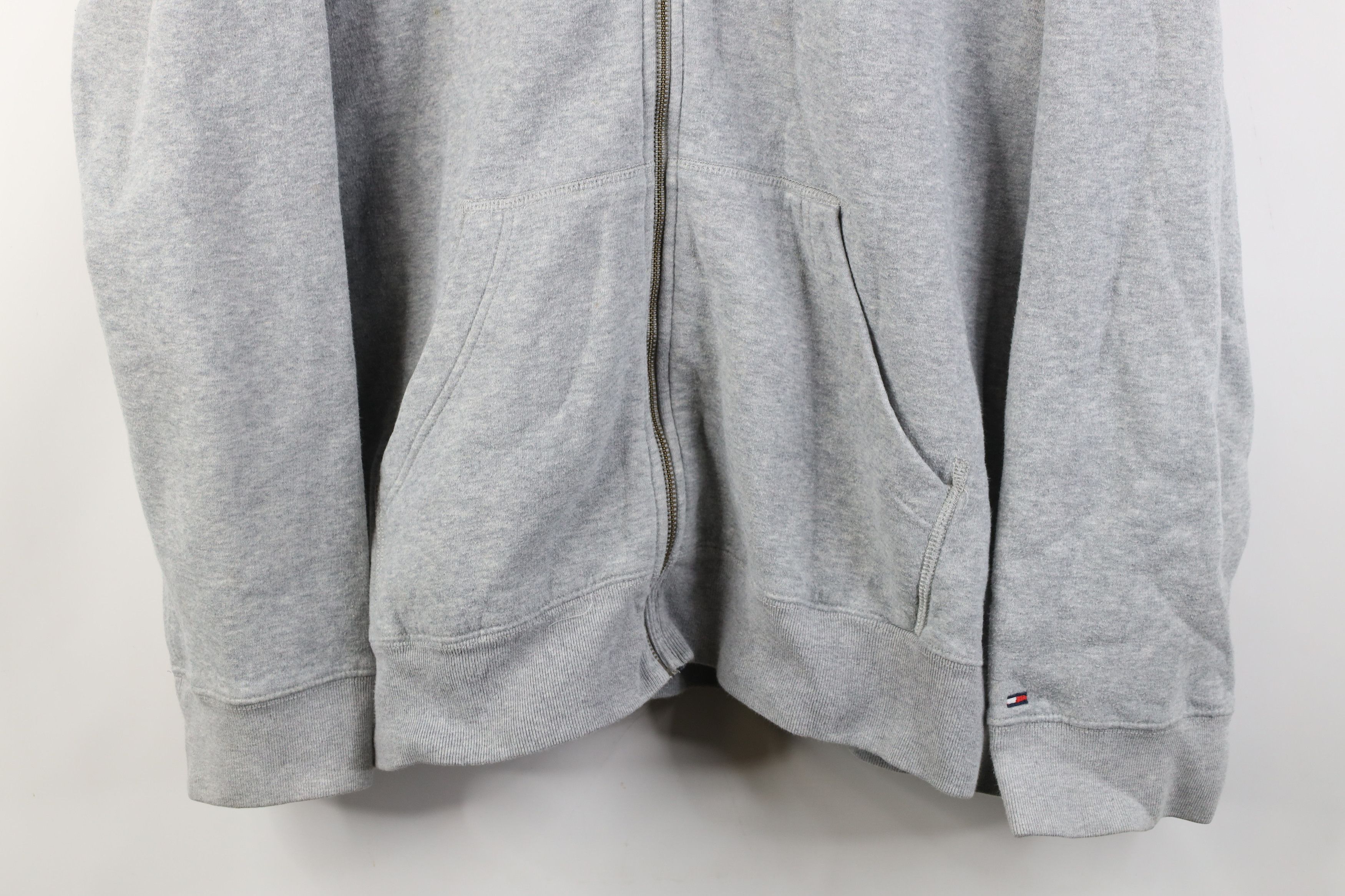 Tommy Hilfiger Vintage Tommy Hilfiger Letter Full Zip Hoodie Sweatshirt Size US XL / EU 56 / 4 - 3 Thumbnail