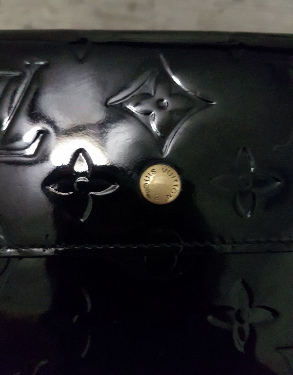 Louis Vuitton Louis Vuitton Vernise Leather Sarah Wallet Chain Crossbody Size ONE SIZE - 6 Thumbnail