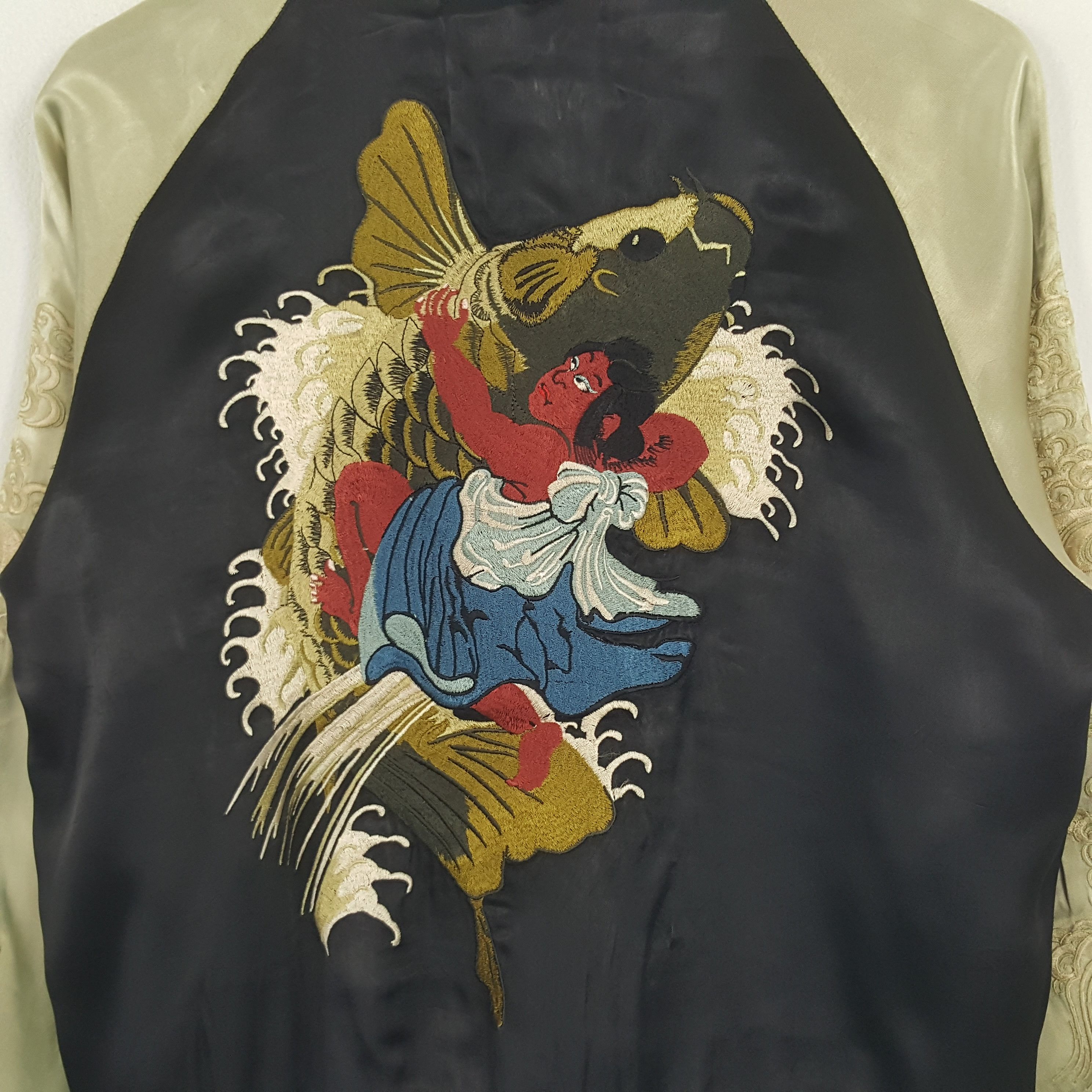 Vintage Vintage Sukajan Fish Koi Embroidery Japan Reversible Jacket Size US M / EU 48-50 / 2 - 2 Thumbnail