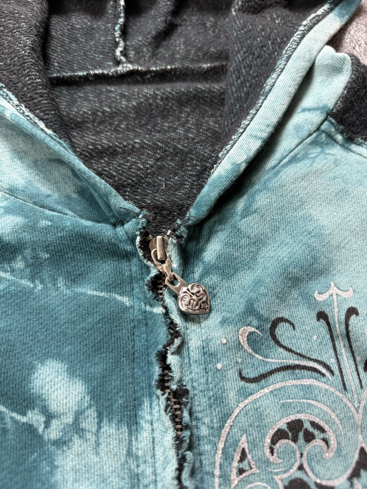 Affliction Sinful By Affliction Y2K Tribal Heart Wings Zip Hoodie LGB Size L / US 10 / IT 46 - 9 Thumbnail