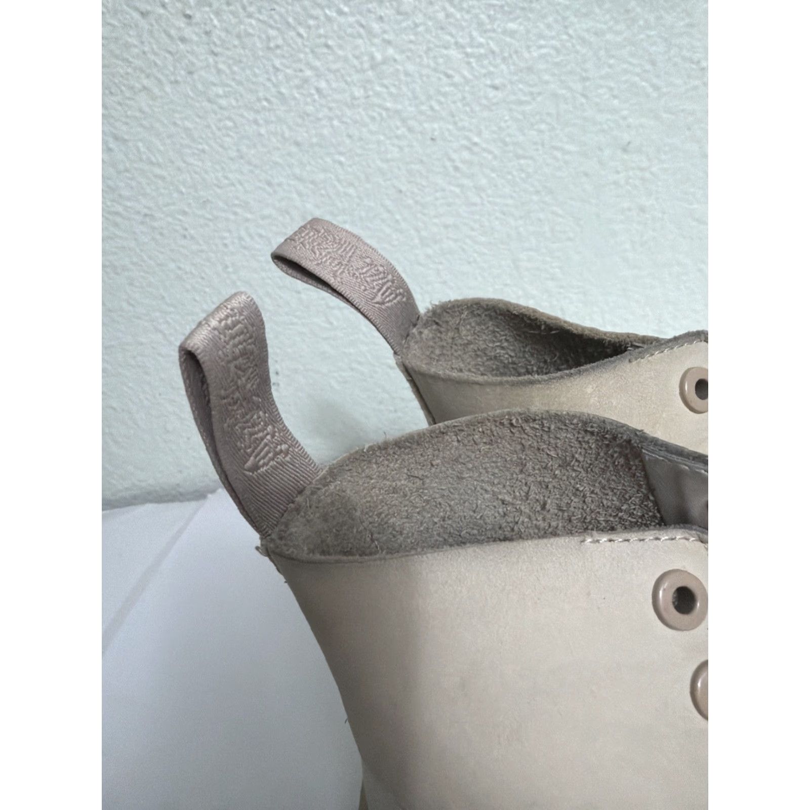 Dr. Martens Dr. Martens Talib Men’s Size 4 Ladies 5 Soft Nubuck Beige Leather Boots Stains Size US 5 / EU 37 - 6 Thumbnail