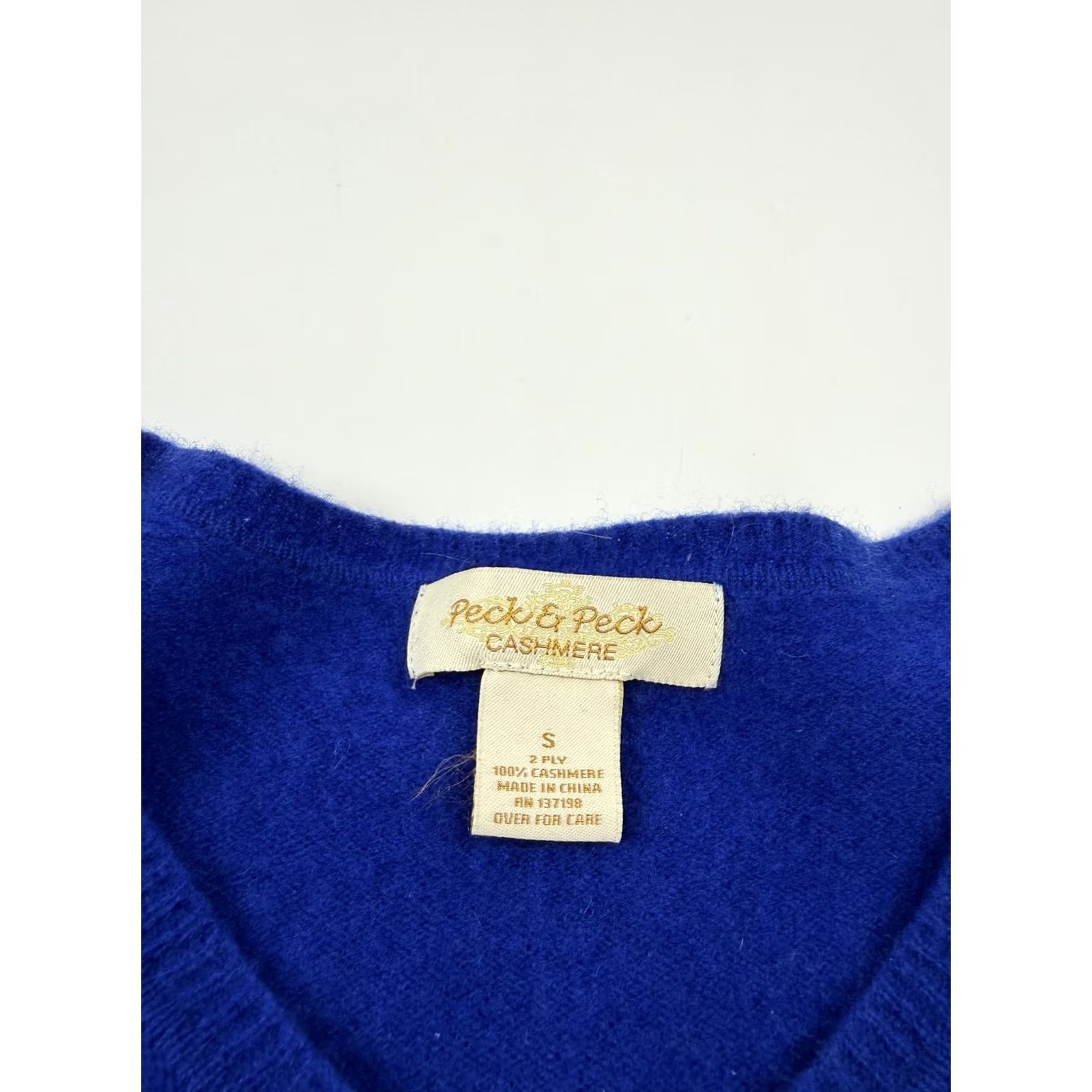 Vintage Peck & Peck Sweater Womens Small Blue 100% Cashmere V Neck Knit Pullover Size S / US 4 / IT 40 - 3 Thumbnail