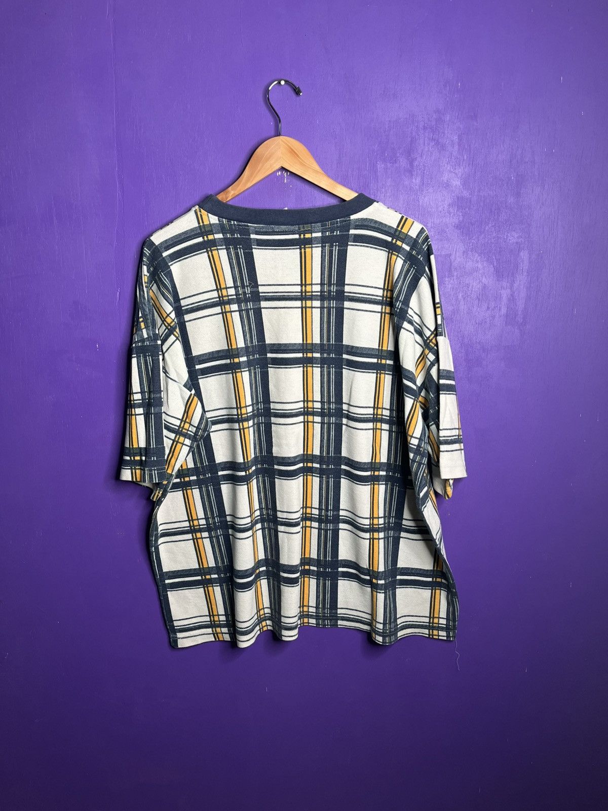 Nike × Vintage Vintage 90s Nike plaid textured chest logo t-shirt Size US XXL / EU 58 / 5 - 2 Thumbnail