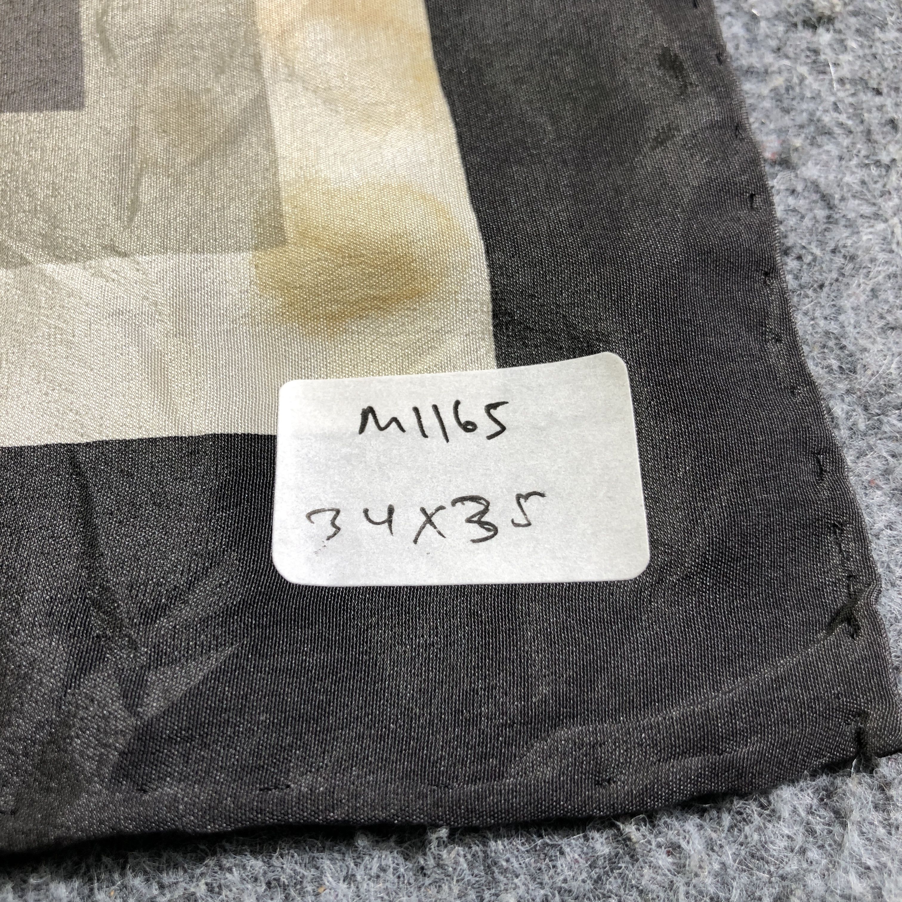 Yves Saint Laurent Yves Saint Laurent Floral Hand Rolled Silk Scarf M1165 Size ONE SIZE - 15 Thumbnail