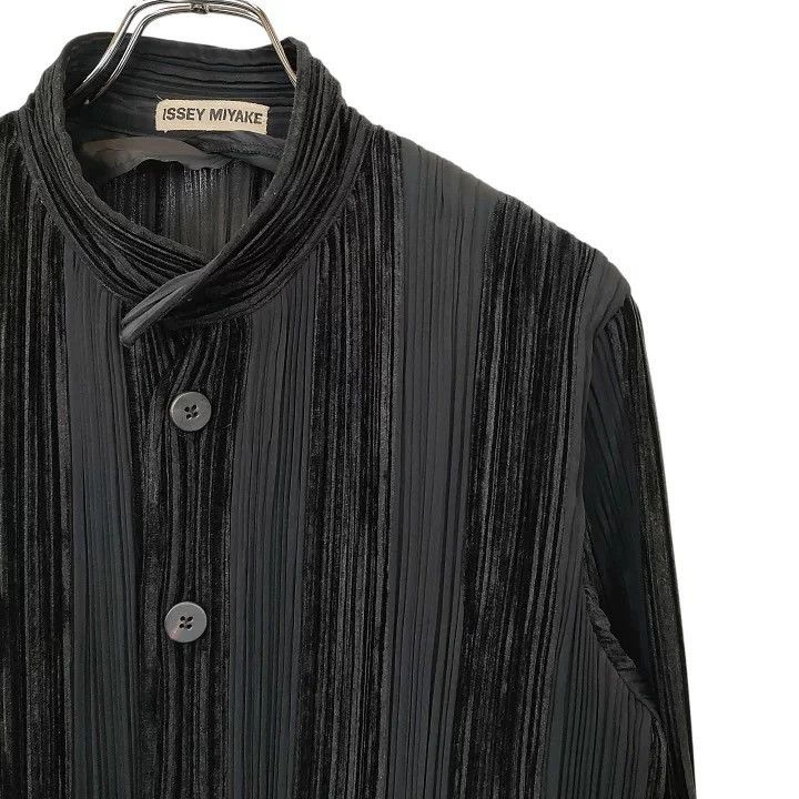 Issey Miyake issey miyake Velvet patchwork pleated coat Size US M / EU 48-50 / 2 - 4 Thumbnail