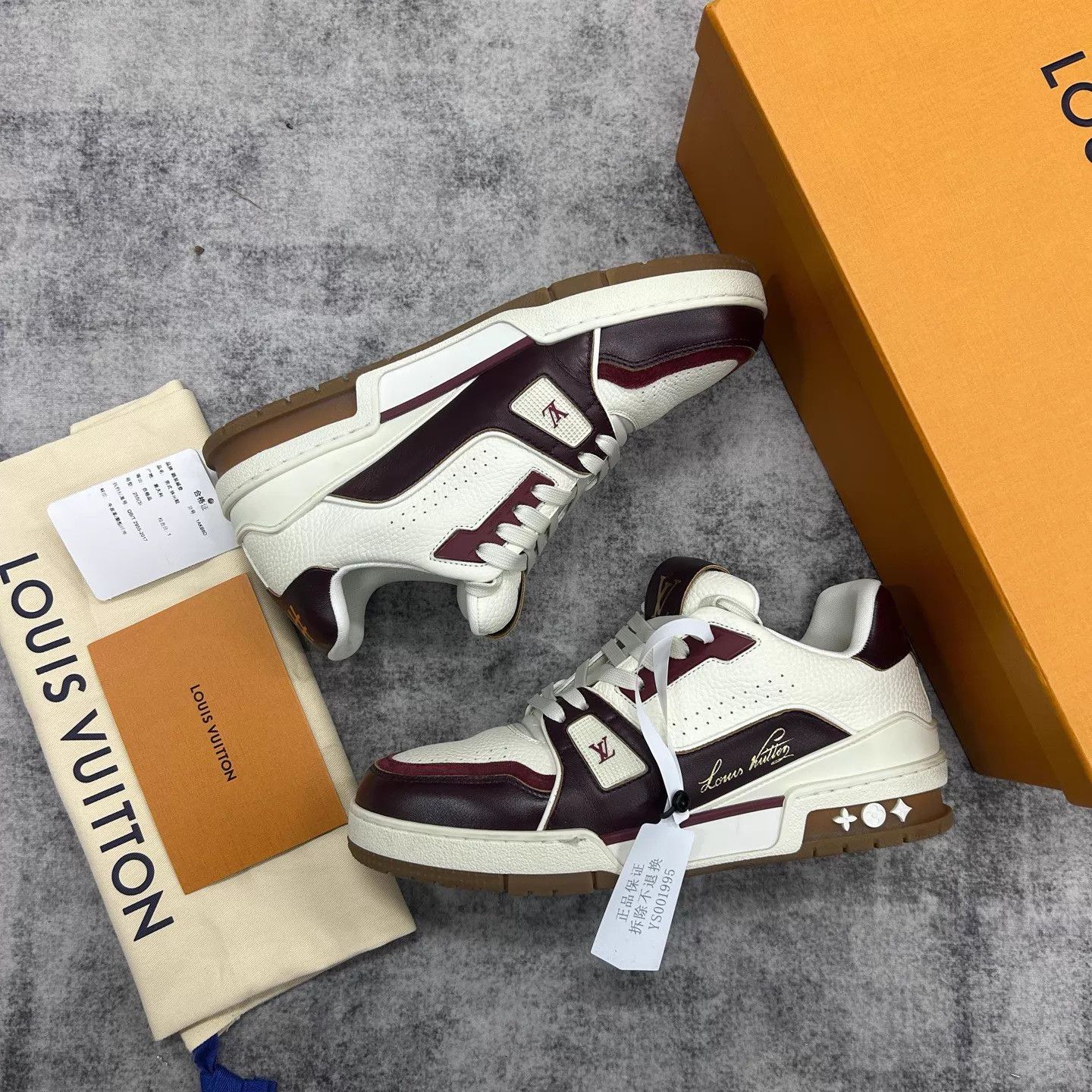 Louis Vuitton LOUIS VUITTON Distressed Leather Trainer White/Red 40.5 Size US 7.5 / EU 40-41 - 3 Thumbnail