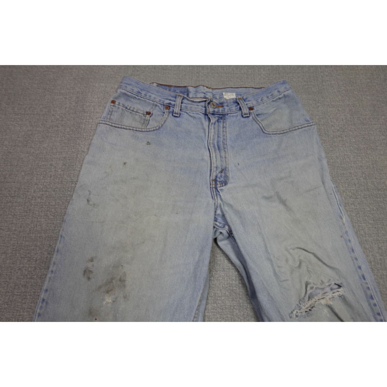 Levi's VINTAGE Levi's 560 Jeans Men 32x34 Blue Baggy Light Denim Loose Fit Tapered Leg Size US 32 / EU 48 - 2 Thumbnail