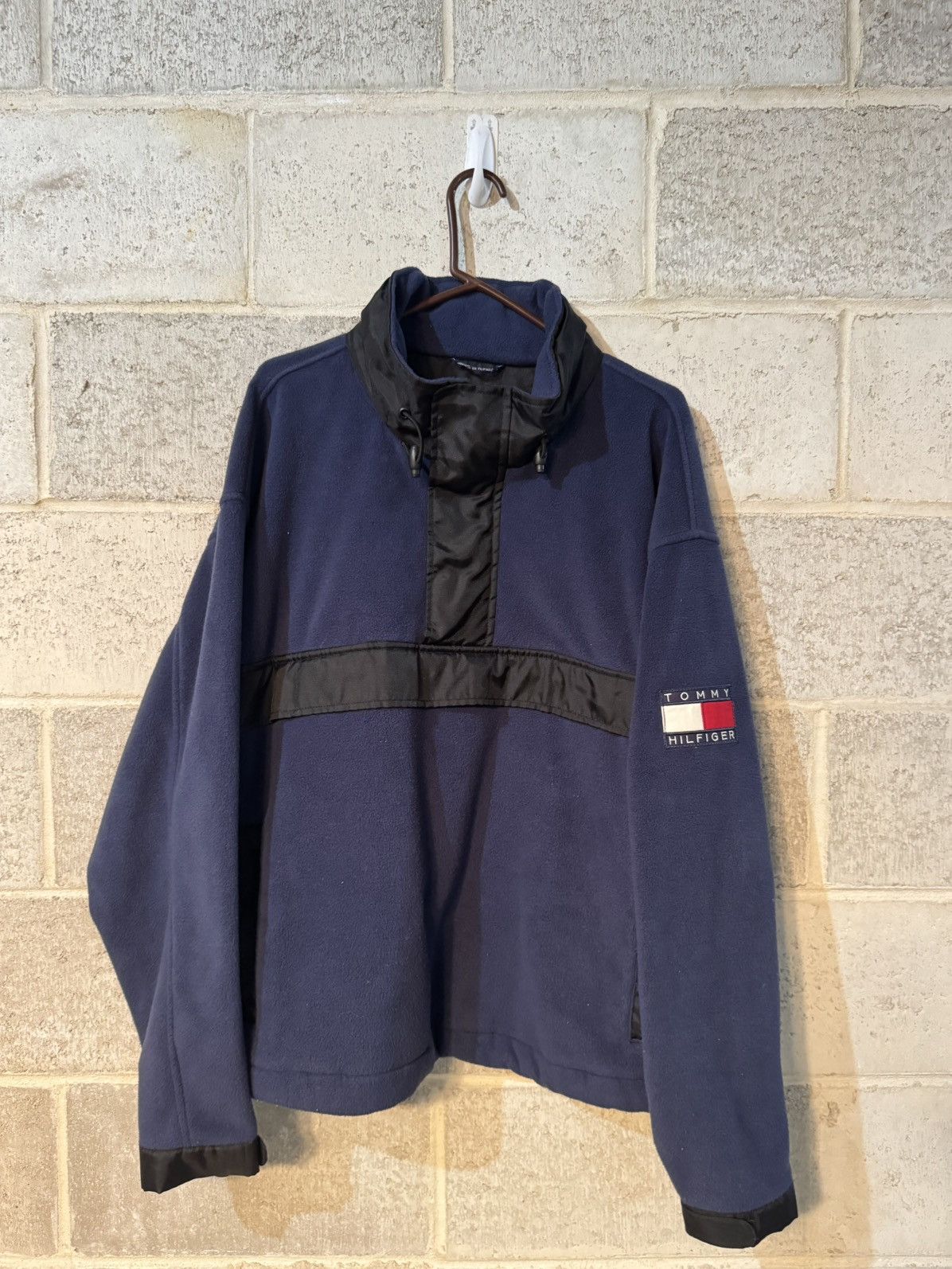 Tommy Hilfiger × Vintage 2000s Vintage Tommy Hilfiger Sherpa Jacket Size US L / EU 52-54 / 3 - 1 Thumbnail