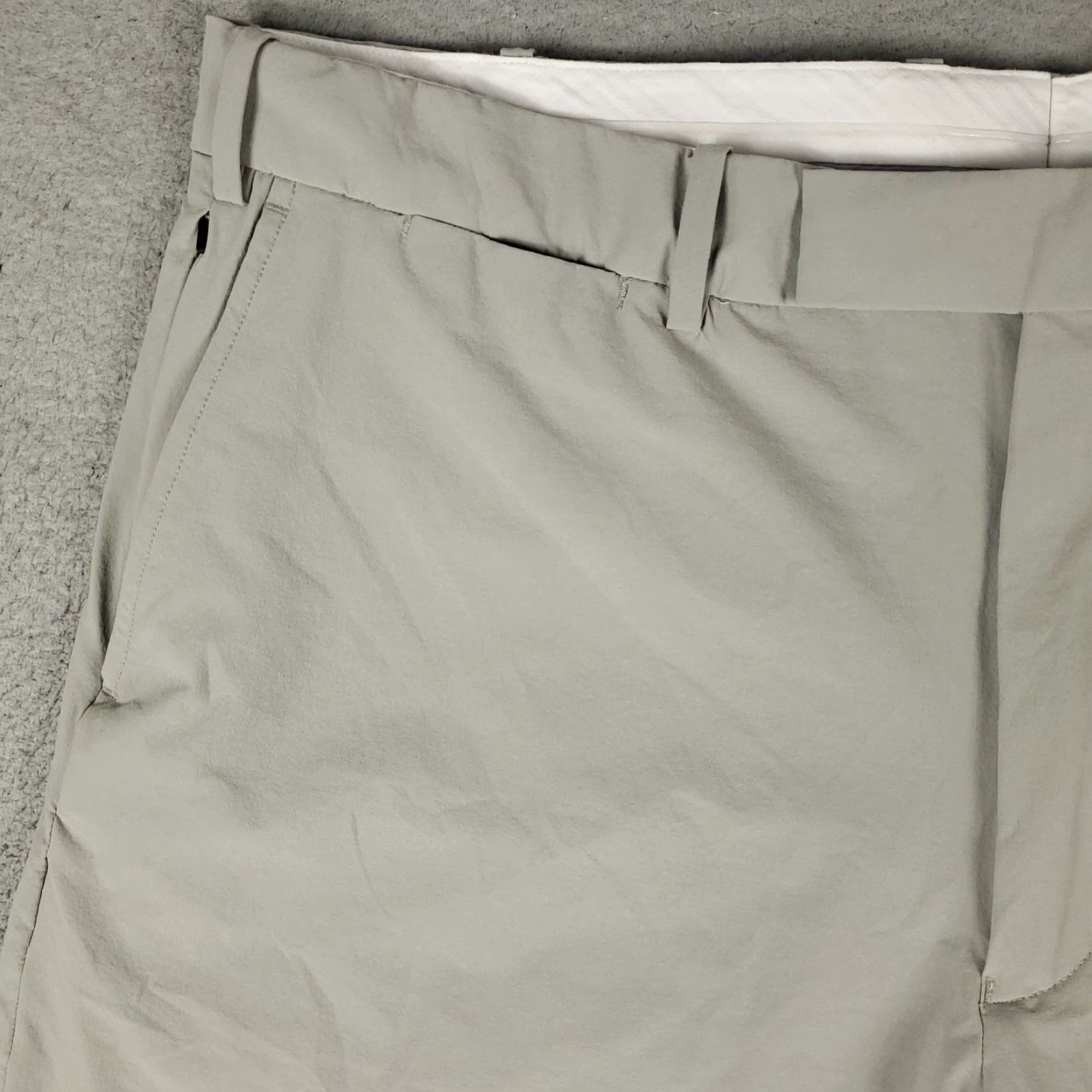Ralph Lauren RLX Ralph Lauren Shorts Mens Size 38 Gray Nylon Golf Chino Flat Front Casual Office Workwear Modern Sports Size US 38 / EU 54 - 2 Thumbnail