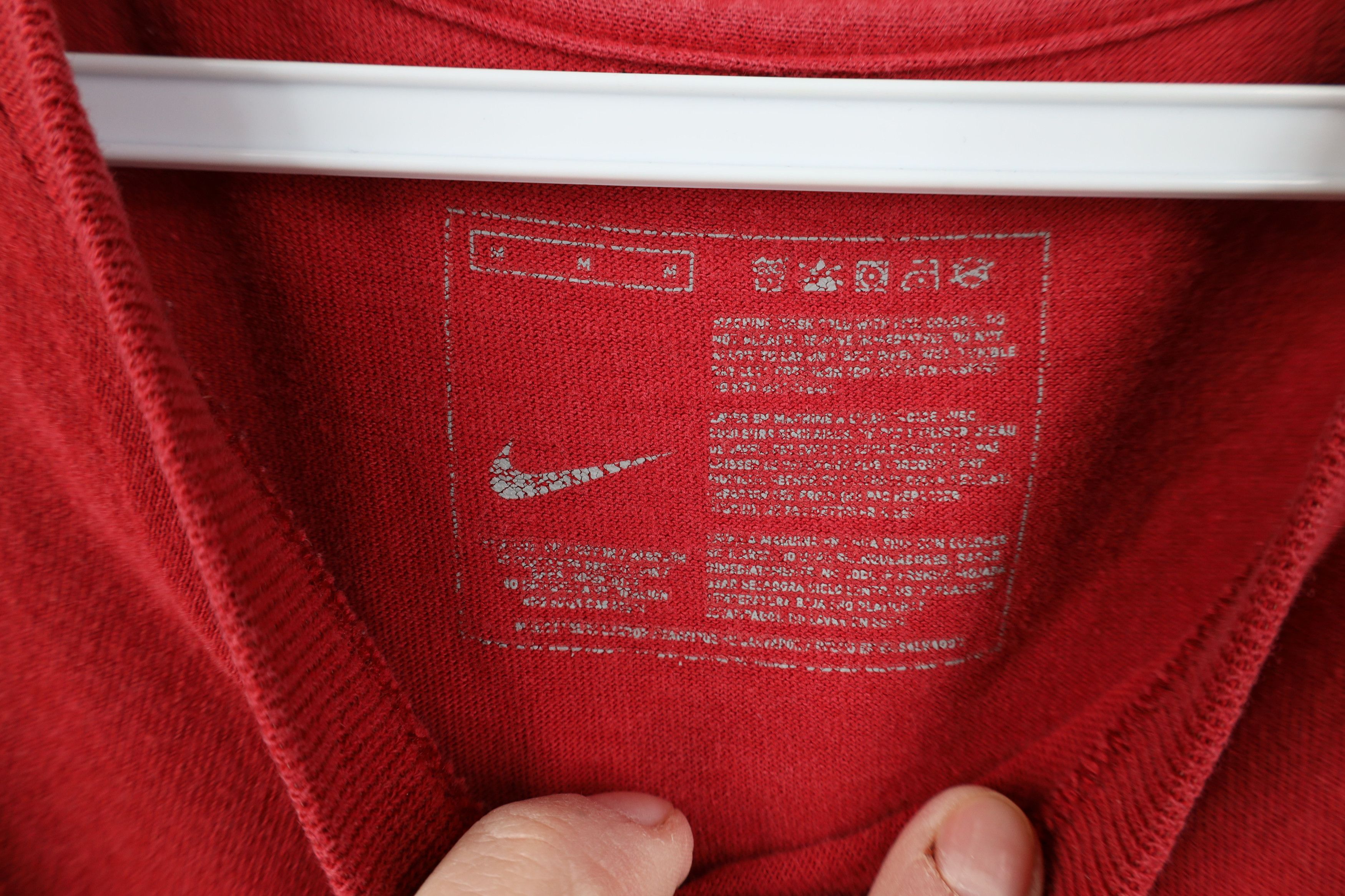 Nike Vintage Y2K Nike Travis Scott Big Swoosh Air T-Shirt Red Size US M / EU 48-50 / 2 - 7 Thumbnail