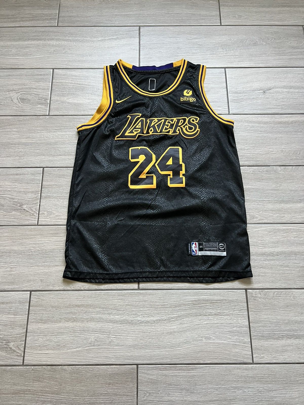 NBA LA LAKERS KOBE BRYANT BLACK BLACK CITY EDITION JERSEY Size US S / EU 44-46 / 1 - 2 Thumbnail