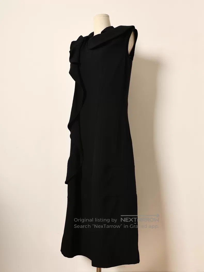 Comme des Garcons Comme des Garcons Asymmetrical ruffle three-dimensional dr Size S / US 4 / IT 40 - 5 Thumbnail