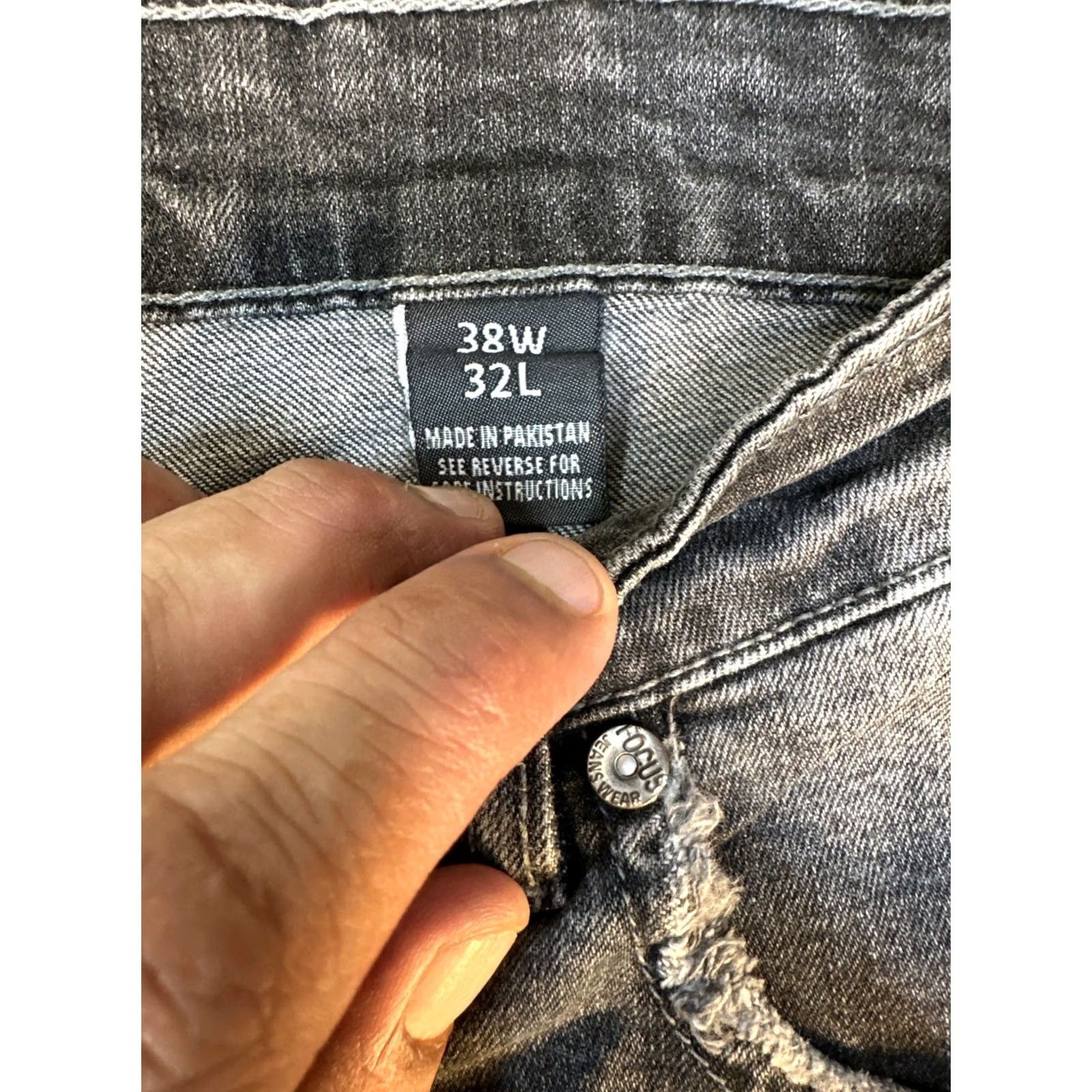 Vintage Focus Jeans Men Straight Distressed Black Blue White Paint 38x32 30in Inseam Mens Regular Fit Size US 34 / EU 50 - 3 Thumbnail