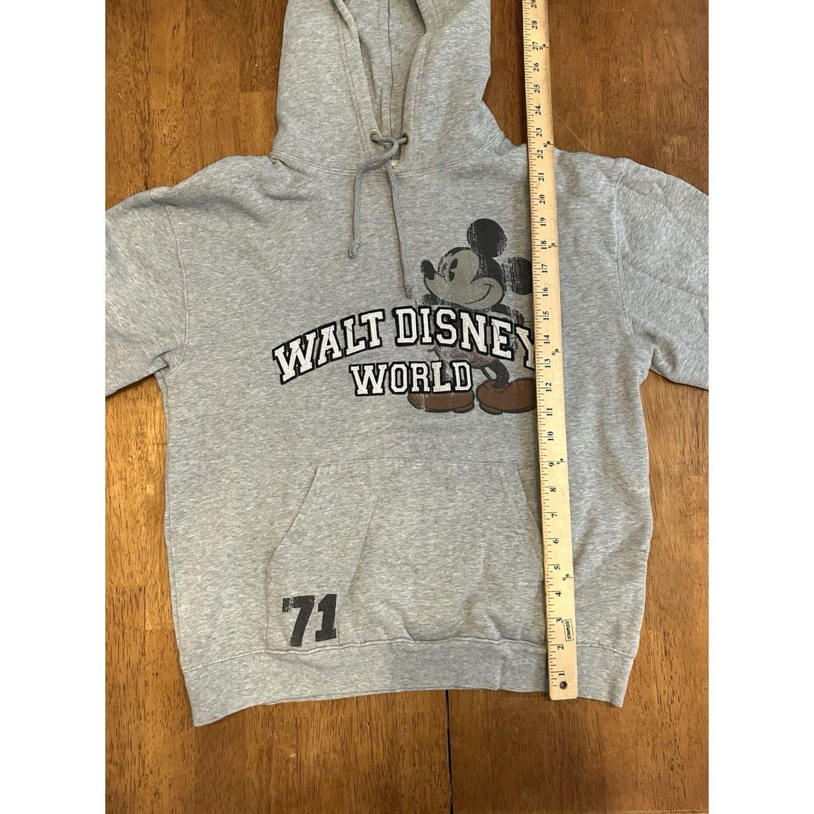 Disney VINTAGE Disneyland Resort Mickey Hoodie Walt Disney World Sweatshirt Large Gray Size US L / EU 52-54 / 3 - 8 Thumbnail