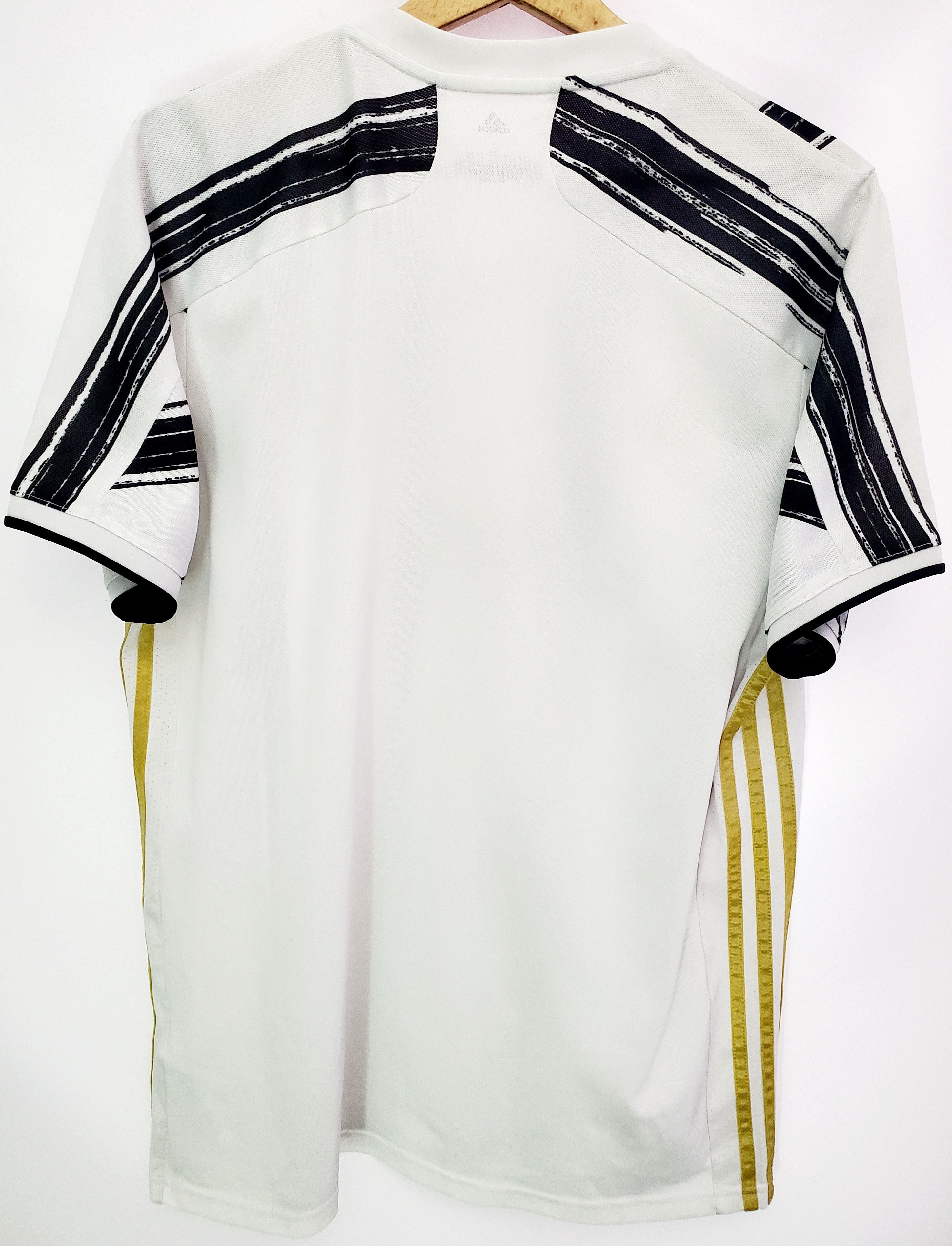 Adidas JUVENTUS 2020 2021 HOME SOCCER JERSEY ADIDAS size L Size US L / EU 52-54 / 3 - 5 Thumbnail