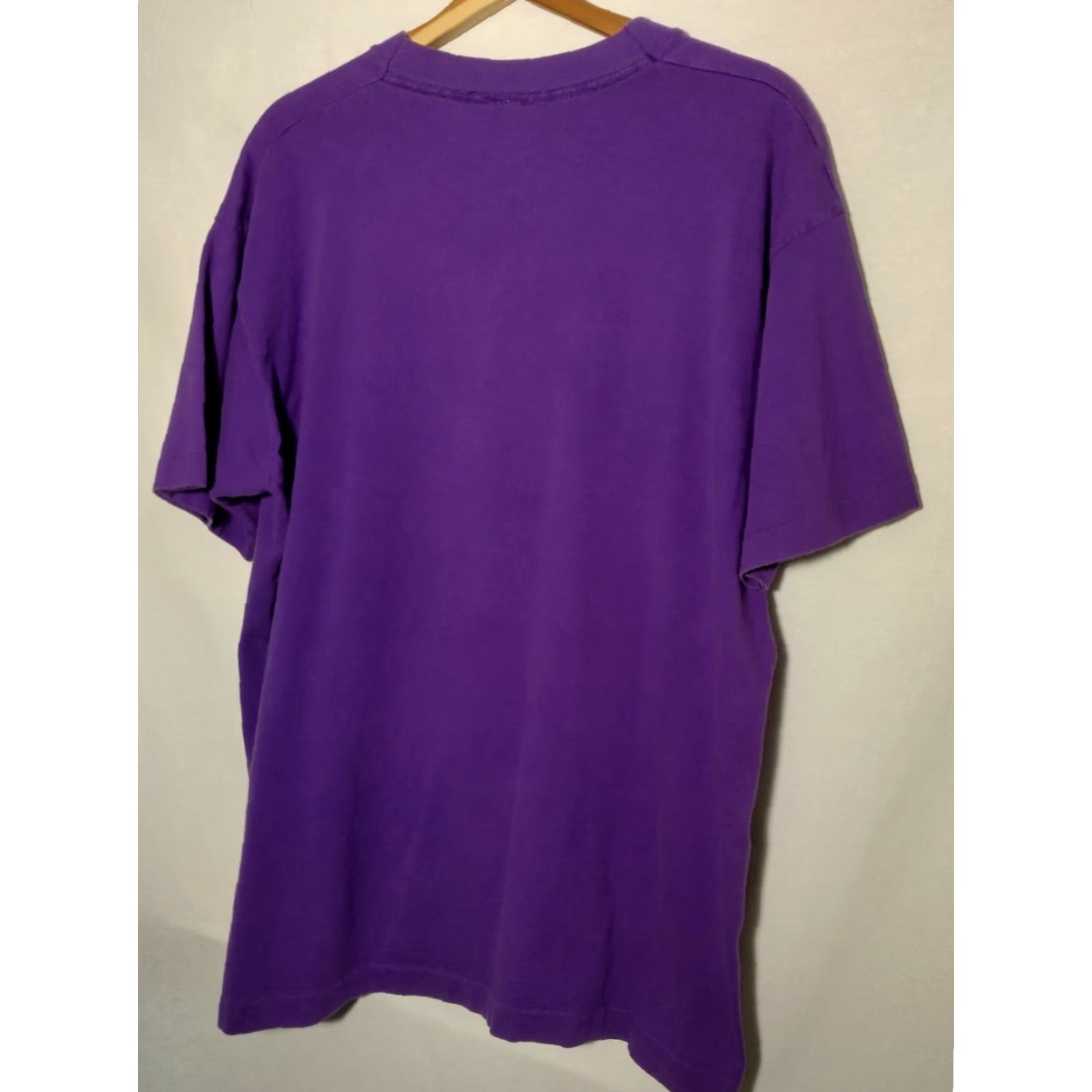 Mickey Unlimited VINTAGE Mickey Unlimited Mickey Unlimited T-Shirt XL Purple Minnie Mouse Gardening Crew Neck Short Sleeve Unisex Adults Cotton Blend Knit Size US XL / EU 56 / 4 - 3 Thumbnail
