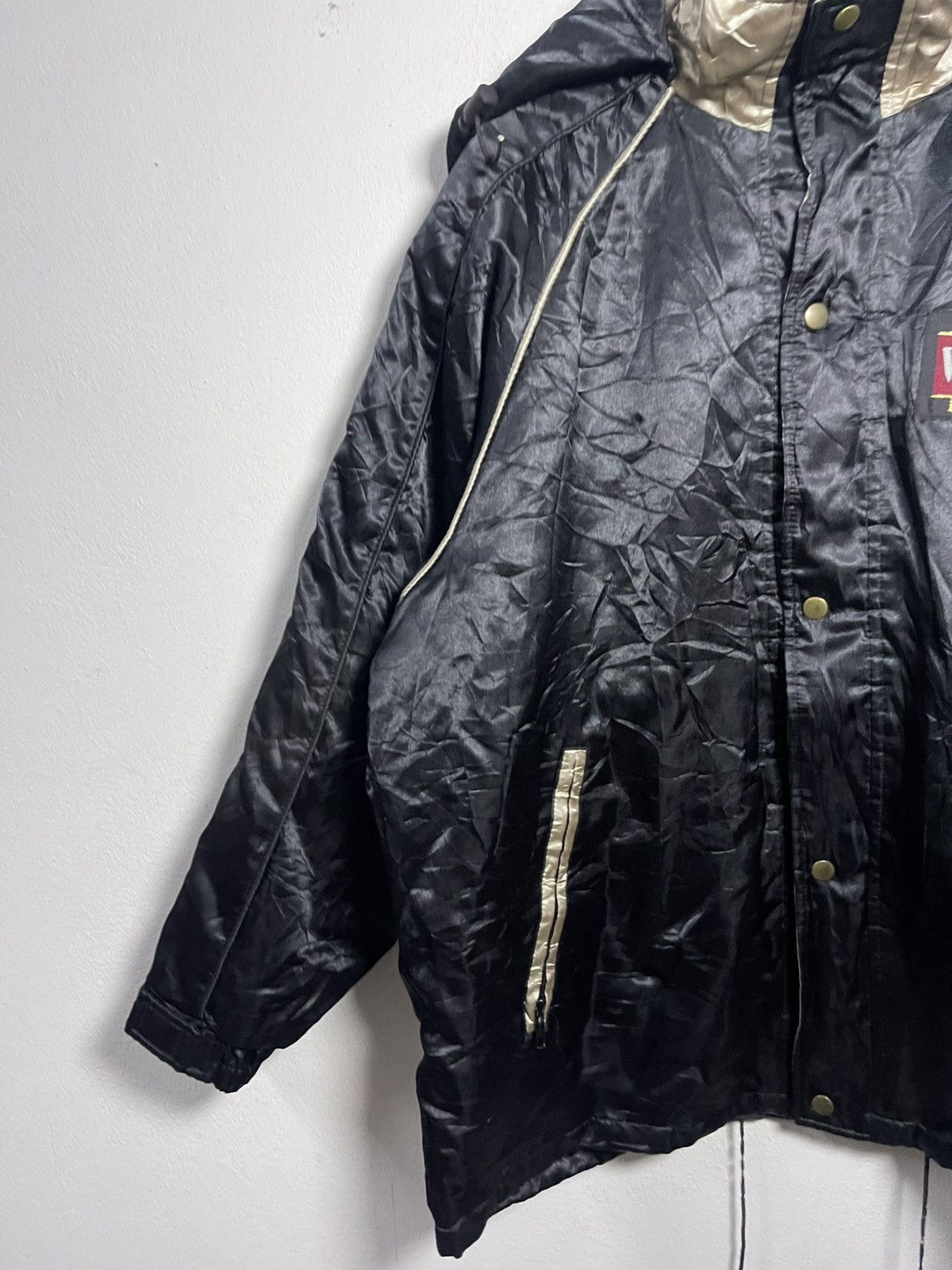 Japanese Brand Vintage Asahi Soft Drinks Wonda Coffee Nylon Racing Jacket Size US XL / EU 56 / 4 - 3 Thumbnail