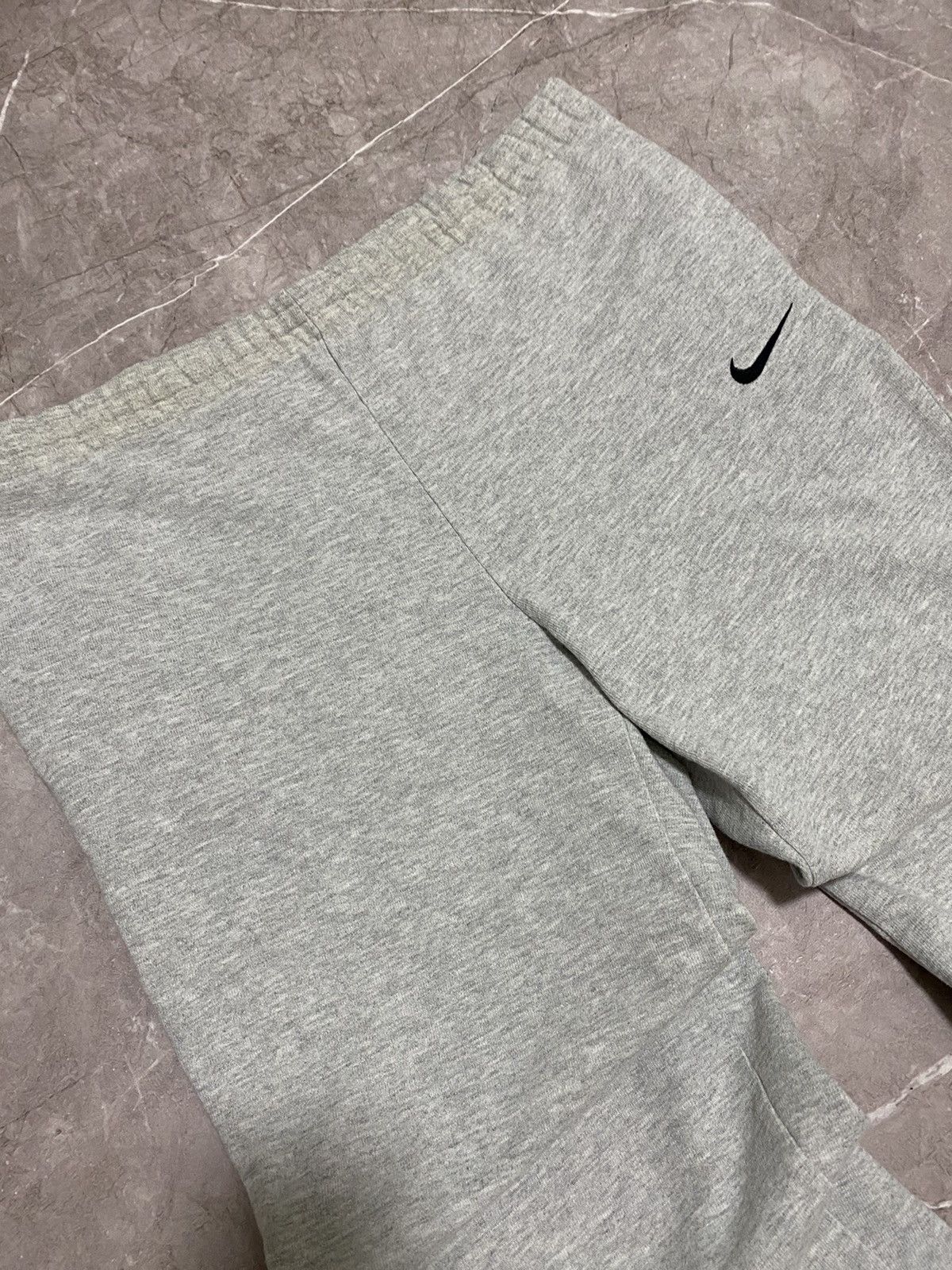 Nike Vintage 90s Nike Sweatpants Joggers Mini Logo Y2K Retro Hype Size US 33 - 3 Thumbnail