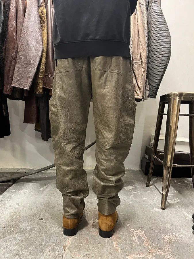 Armani × Vintage AW1986 Giorgio Armani Brown Relaxed Leather Italian Pants Size US 30 / EU 46 - 5 Thumbnail