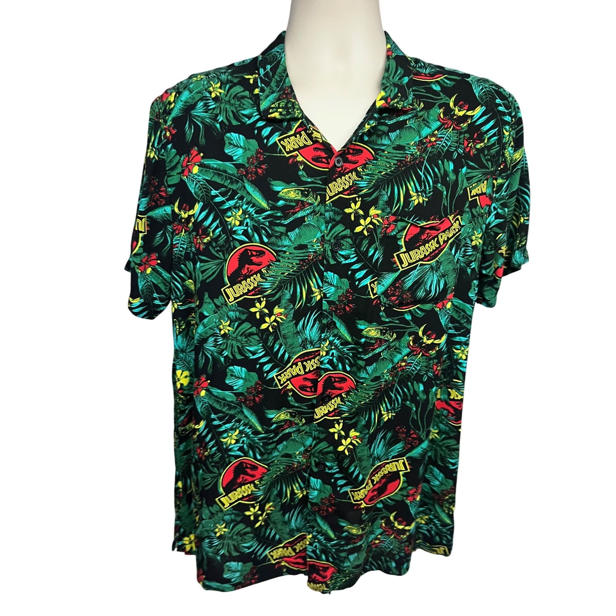 Vintage Jurassic Park Mens Classic Logo All Over Hawaiian Print Butt Size US M / EU 48-50 / 2 - 6 Thumbnail