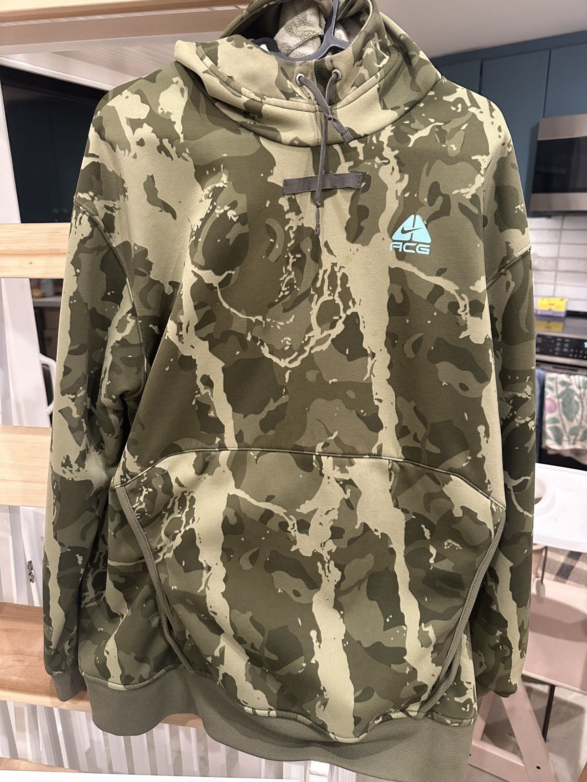 Nike ACG Camo Hoodie – Very Rare Archive Piece