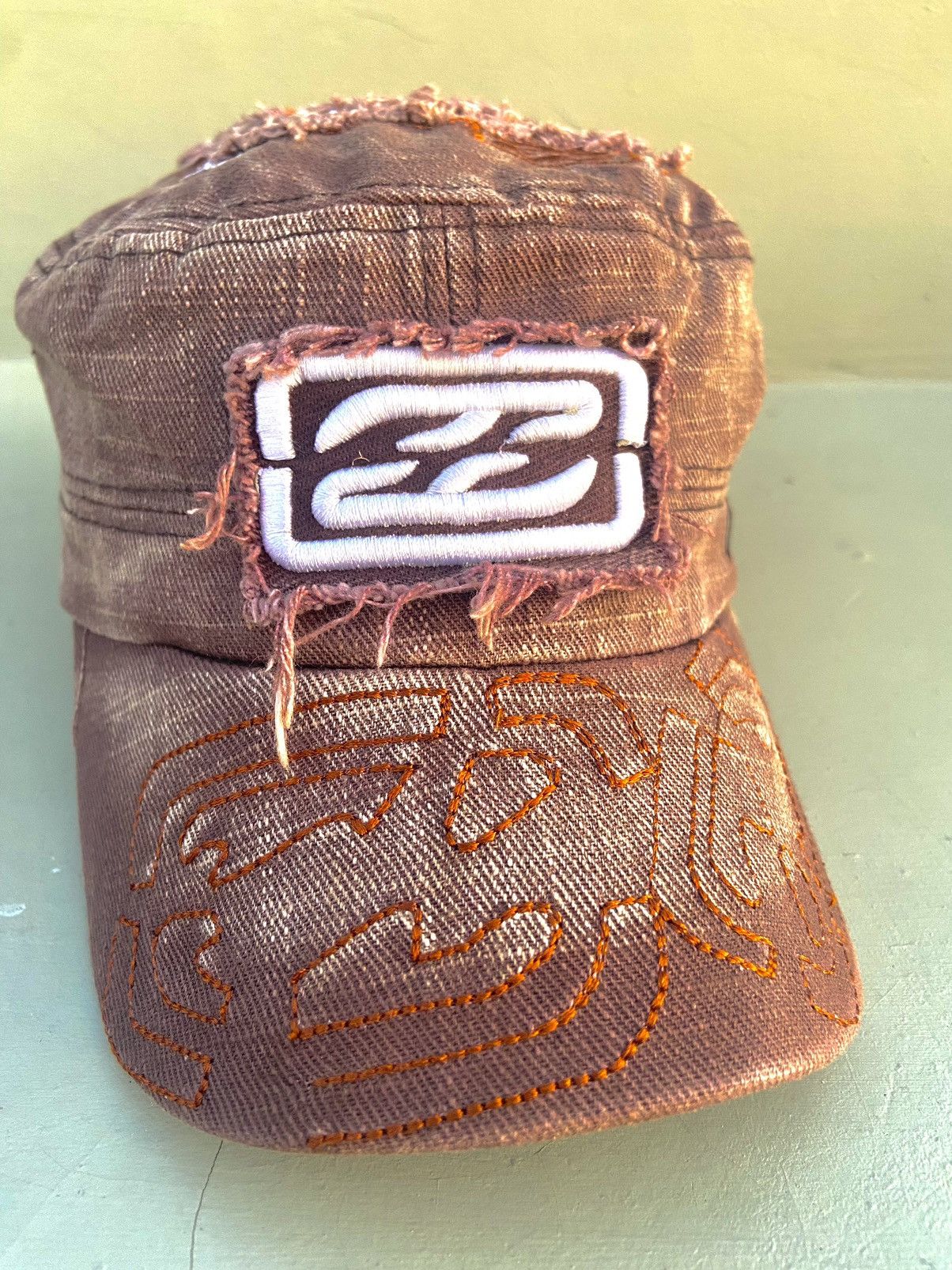 Le Grande Bleu (L.G.B.) 2000s Billabong ditsetressed patrol hat Size ONE SIZE - 2 Thumbnail