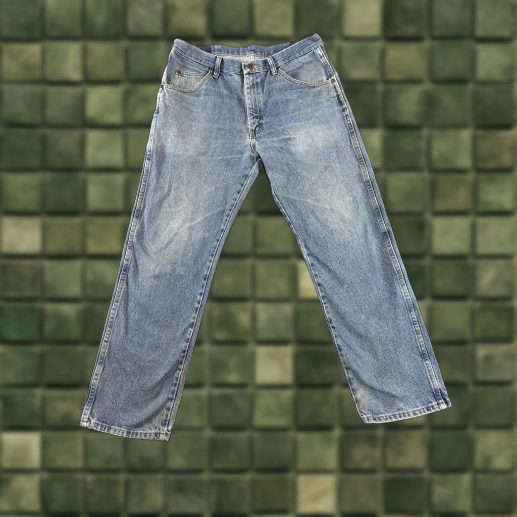 Wrangler Wrangler Jeans Men's Regular Fit 34x29 Denim Cotton 5-Pocket Cowboy Blue Light Wash Regular Mens Jeans Size US 34 / EU 50 - 1 Thumbnail