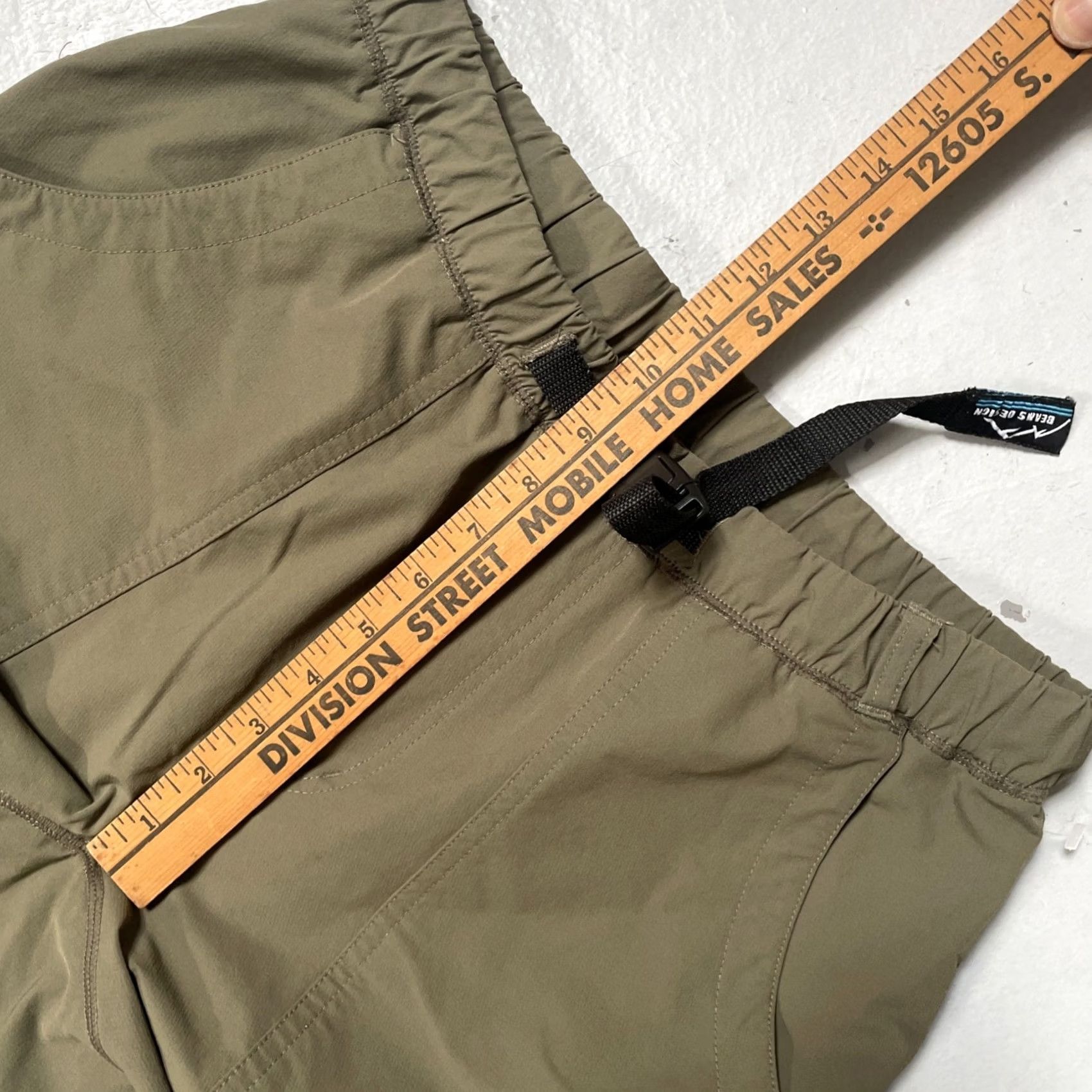 Vintage Beams Japan Tigora Nylon Belted Outdoor Camp Hiking Pants L Green Windbreaker Unisex Adults 30-32 Ready to Wear Size US 33 - 6 Thumbnail