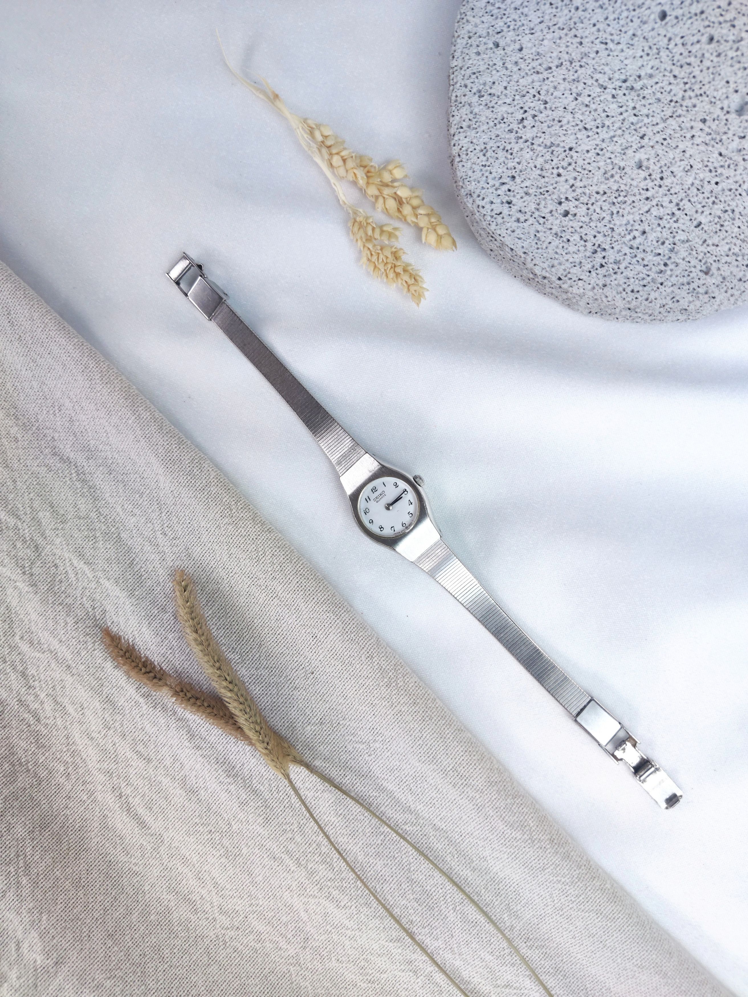 SEIKO SILVER TONE WHITE DIAL LADIES✨
