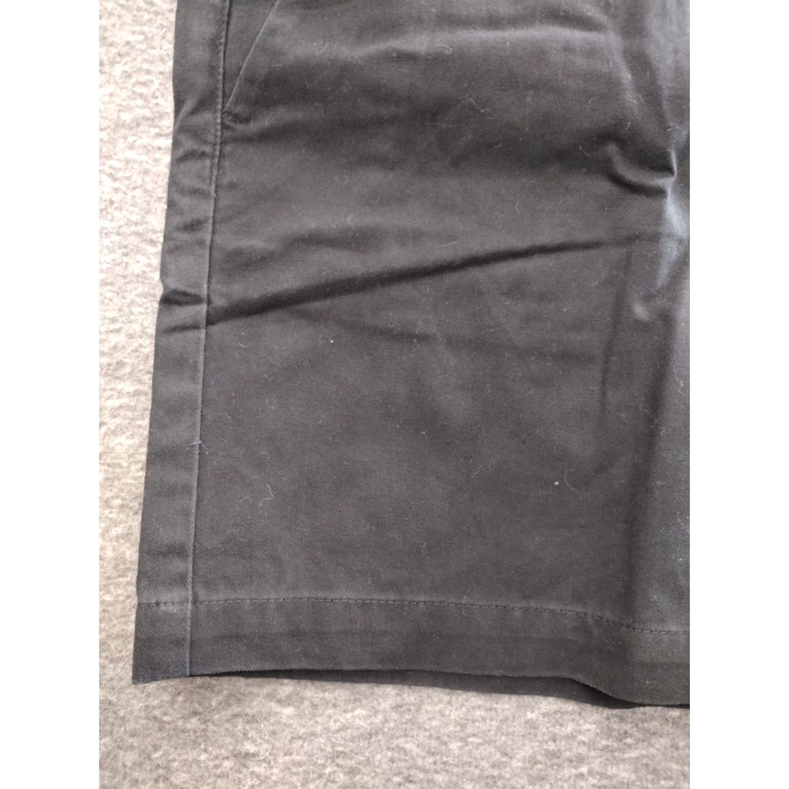 Vintage Unbranded Women's Chino Shorts 18W Black Cotton 100% - Casual 90s Rise Mid Button Zipper Flat Front Size 27" / US 4 / IT 40 - 7 Thumbnail